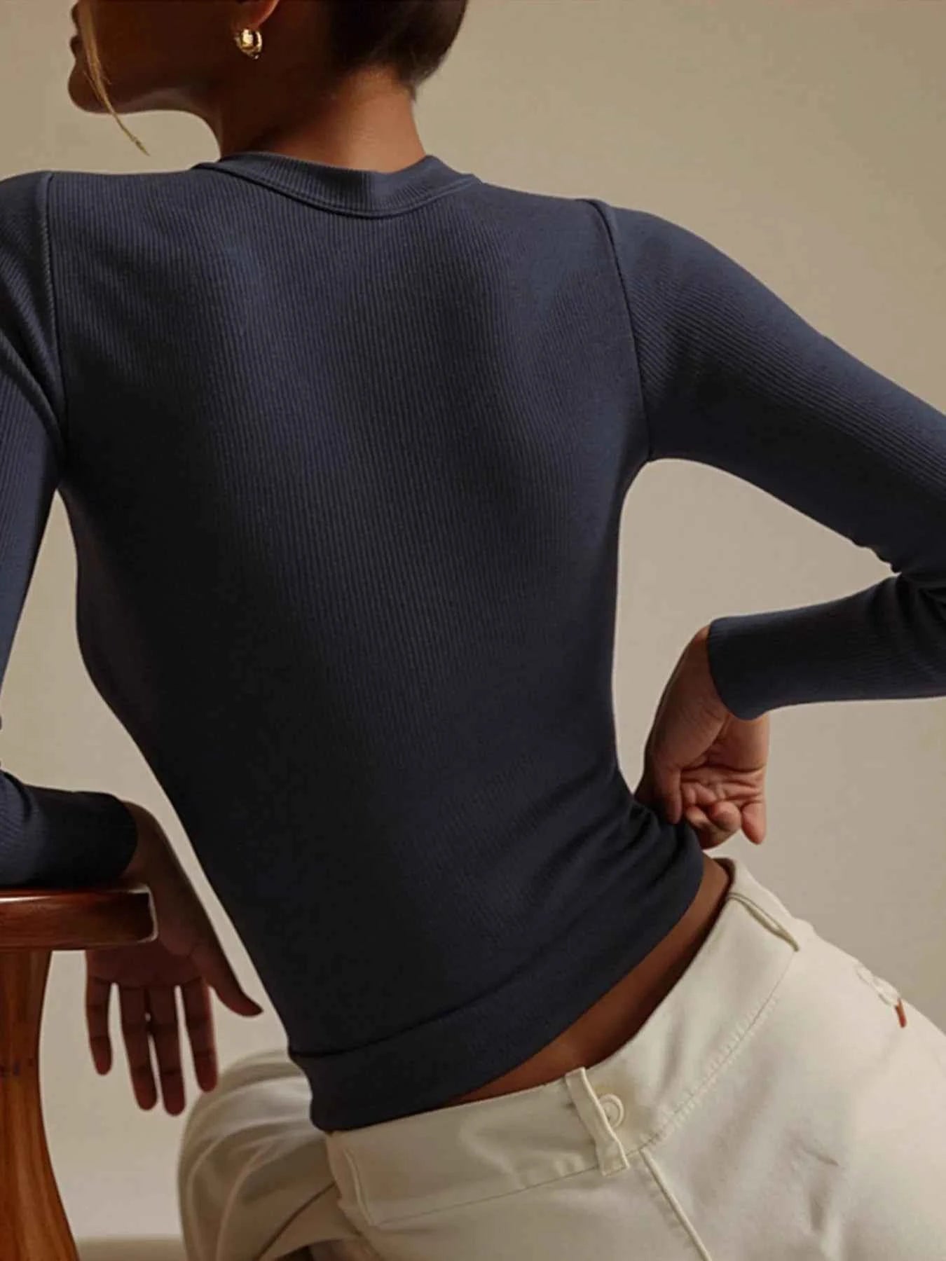 Square Neck Long Sleeve T-Shirt 0275d77f08374c0590f6cb26f64b37c8-Max-Origin