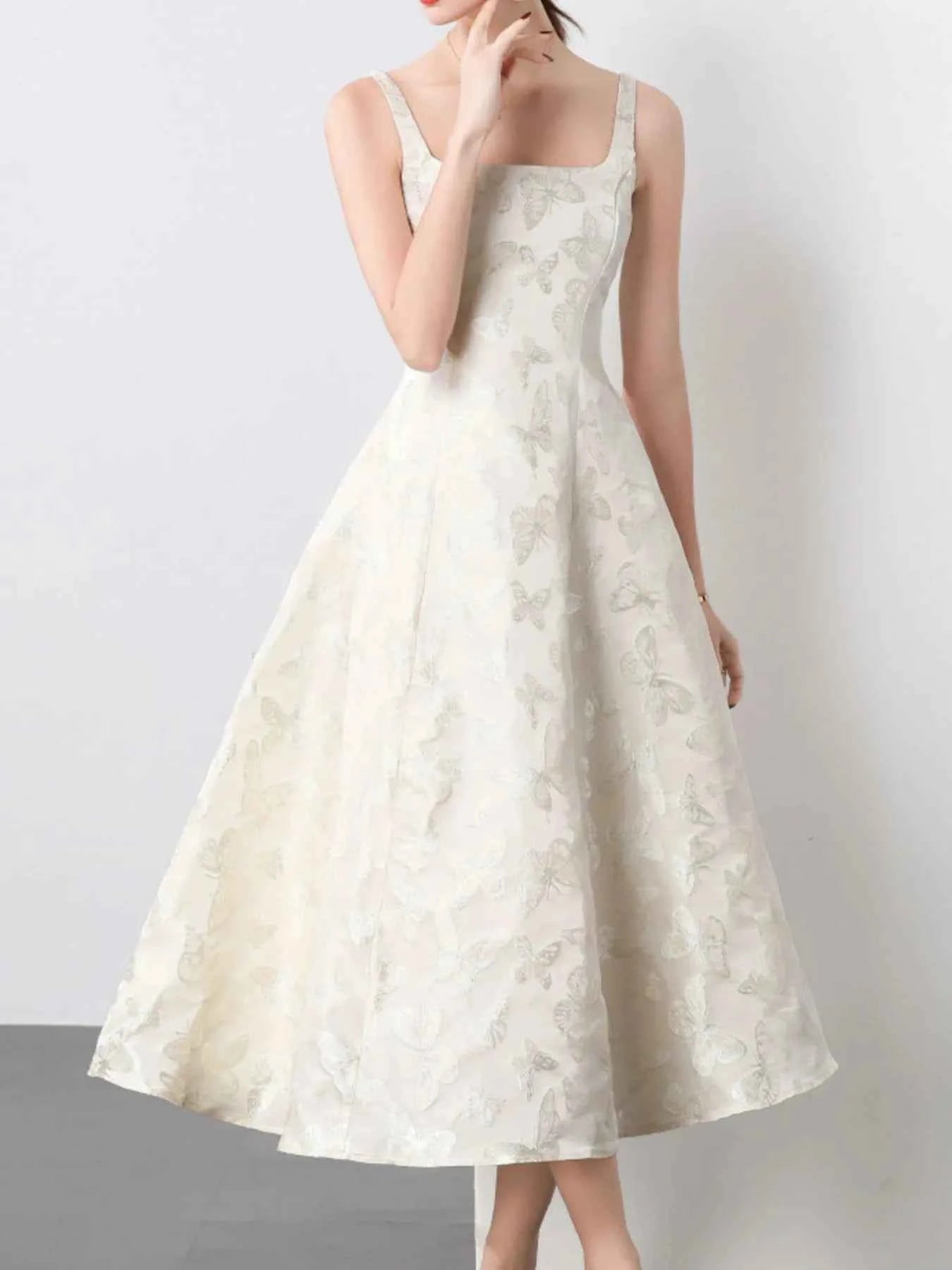 Butterfly Pattern A-Line Sleeveless Midi Dress 034483e2-0b12-4ecd-af39-753cf860e1e3-Max-Origin_bf5a8fbe-6651-4d56-bf08-cdb58e3c714e