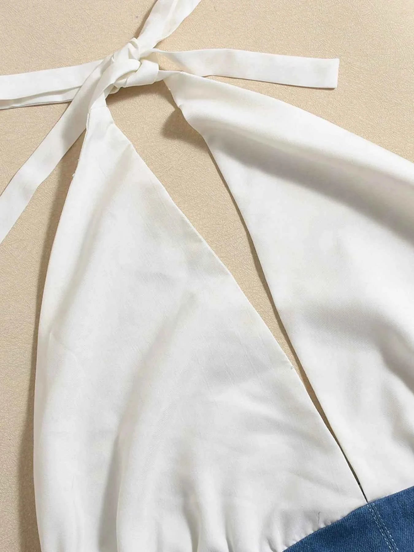 Halter Deep V-Neck Color Block Mini Dress 05acd53e-17fd-45a9-98d2-eb8af305b98f-Max-Origin