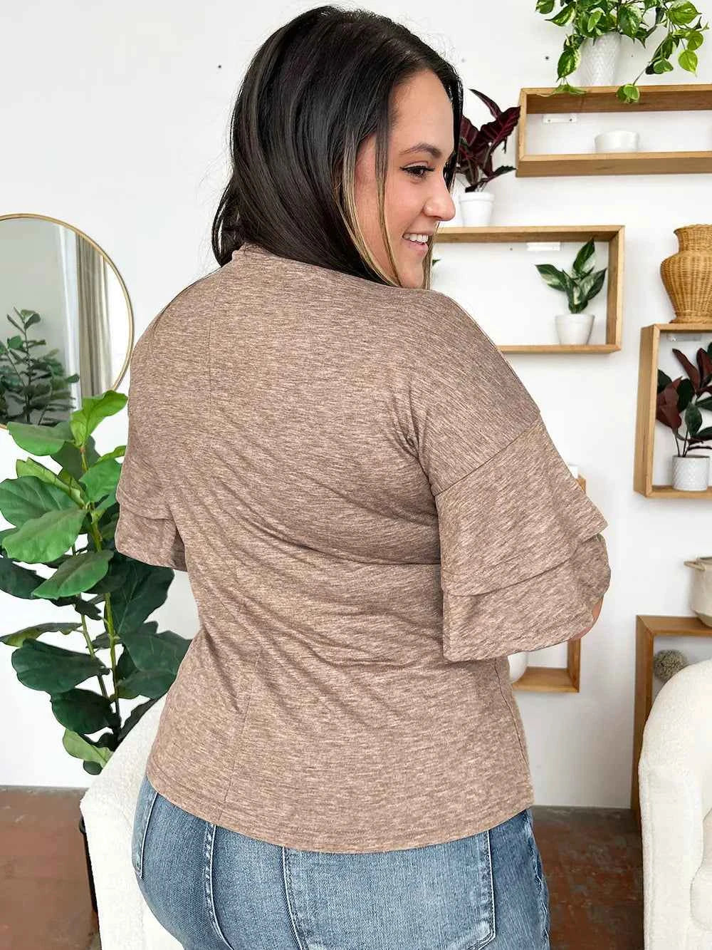 V-Neck Half Sleeve Blouse 091a95a2-9a2f-4a1d-a08a-daec092274f1-Max