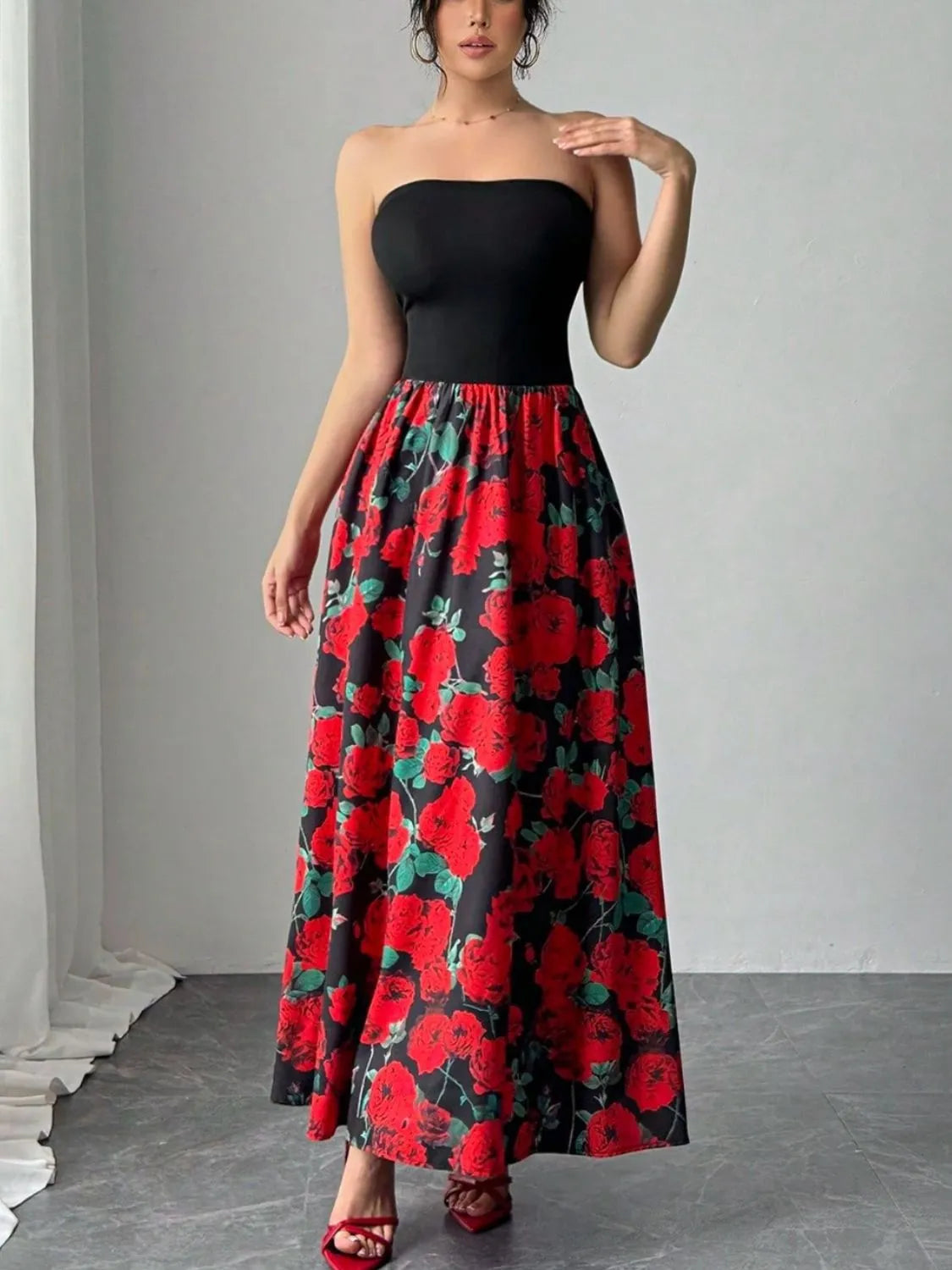 Floral Tube Maxi Dress Black 09a6b5e3-d023-483f-9c3f-c2e6a0c5ff81-Max-Origin