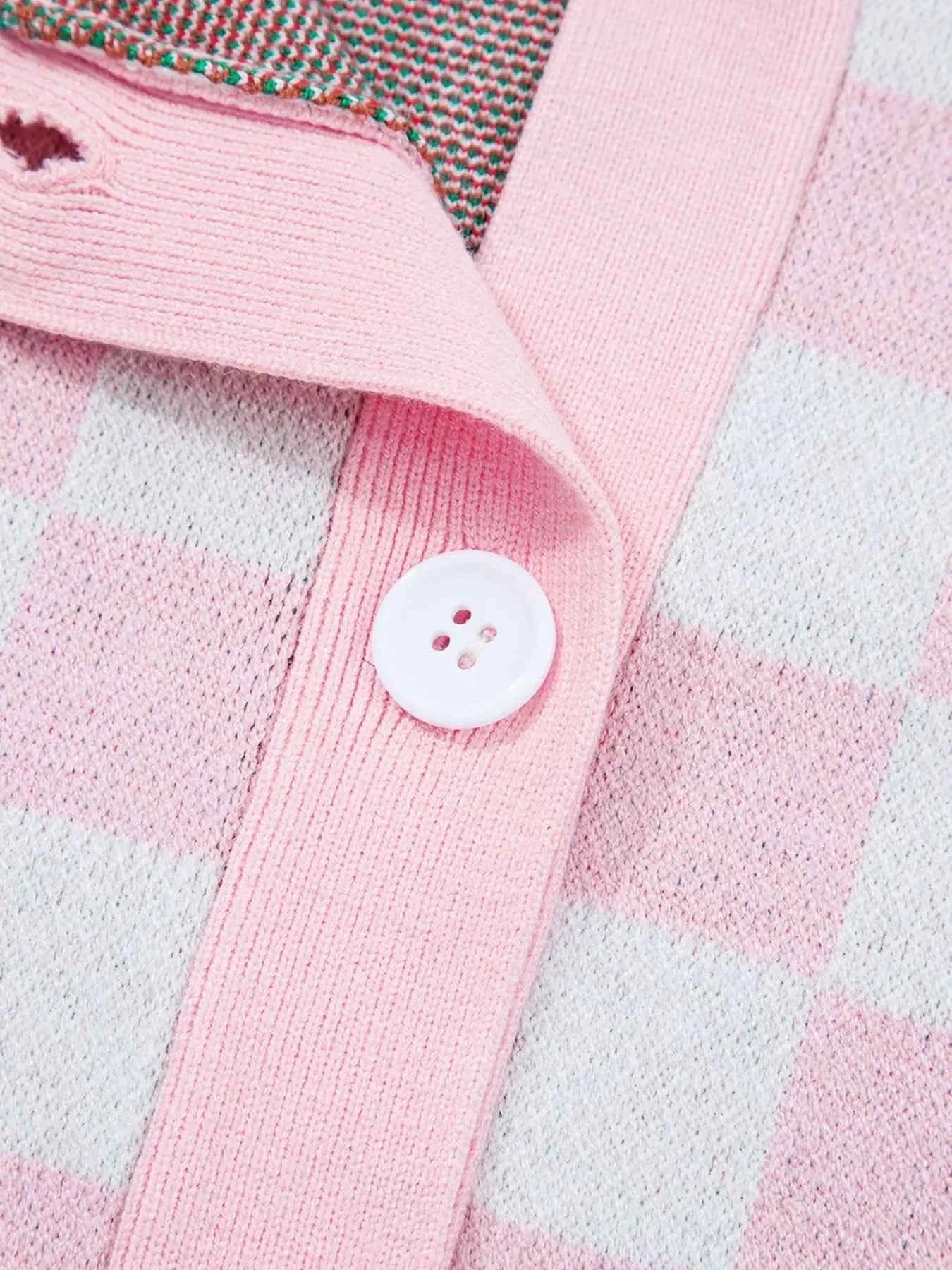 Christmas Tree Pattern Checkered Button V Neck Cardigan 0c1d89e7fdbc4a53b70b97325c0ddb78-Max-Origin