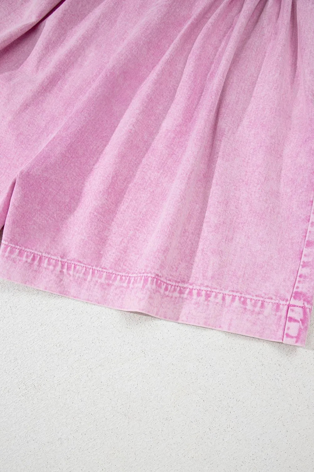 Mineral Wash Pleated Bust V Neck Sleeveless Denim Romper 0c58881a-6859-4cae-a8e1-48454ebf848c-Max-Origin