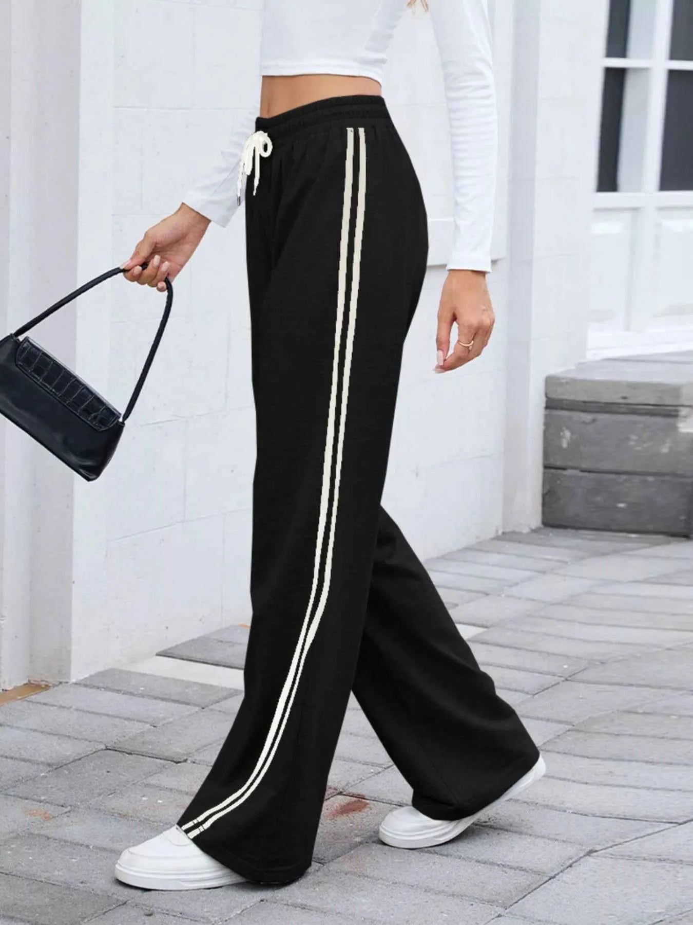 Side Striped Wide Leg Pants 0dd1e486-e9b1-439b-a6d7-4f9e5594806b-Max-Origin
