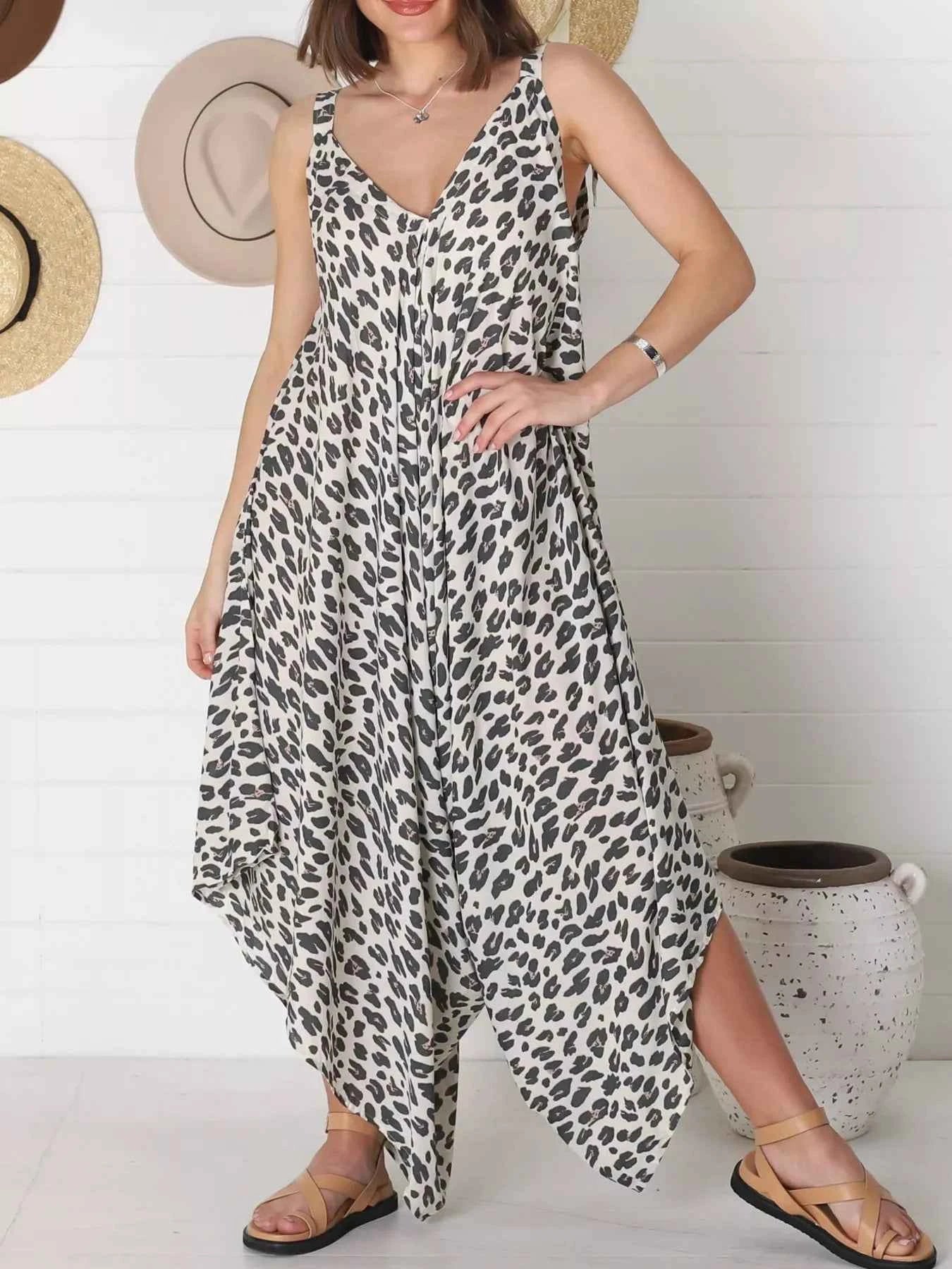 Full Size Leopard Print V-Neck Wide Leg Jumpsuit Plus Size 0e6abbeb93dd436588d781d1cc7c315d-Max-Origin