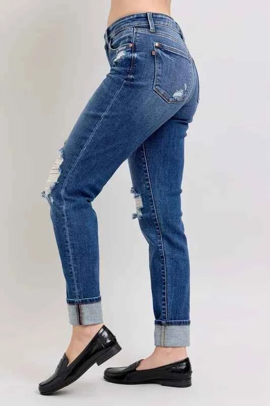 Judy Blue Full Size Mid Rise Boyfriend destroy Jeans with Yoke Pockets and Faux Selvedge Cuff Plus Size 14572361b460493ab3ca01f457011ee8-Max-Origin