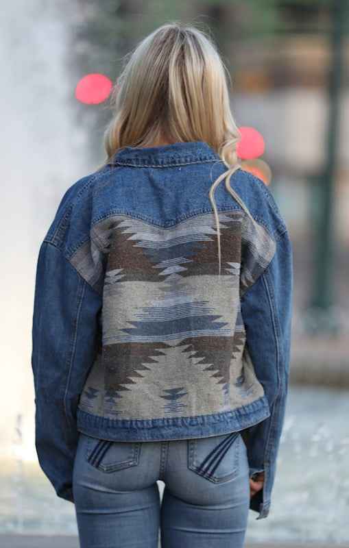 Contrast denim western jacket 14664250_90cb7c83-e192-4041-9524-ff73dfcc1796
