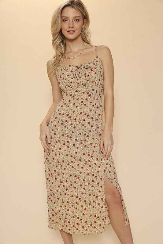 Front Side Slit Maxi Dress 15981630_48803239-d7f8-4b95-a8e1-5df646bdb081