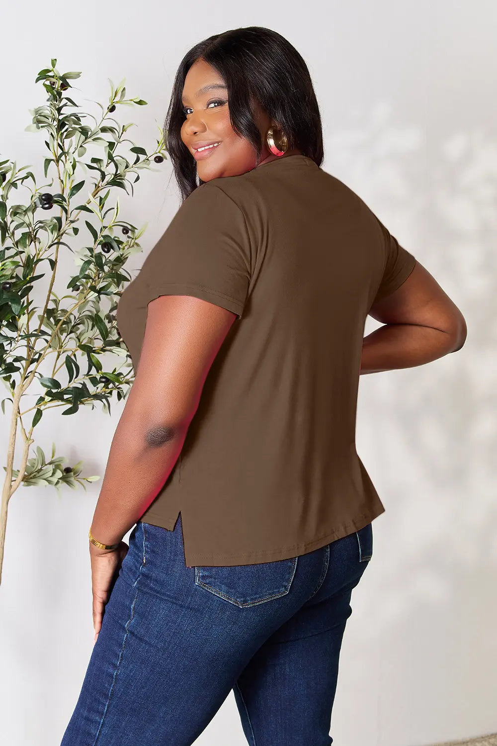 Basic Bae Full Size Round Neck Short Sleeve T-Shirt Plus Size 16f20c17b7ff491e84f84df6e9cf9361-Max