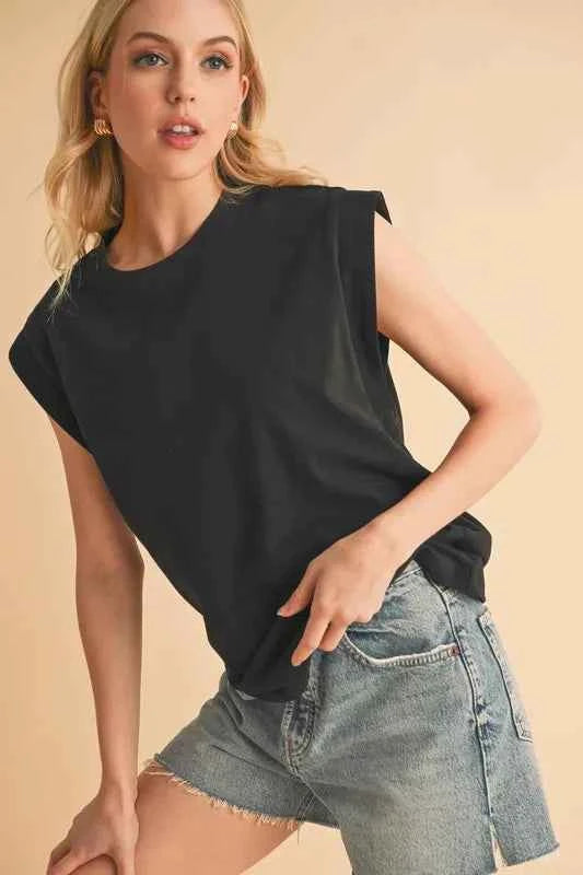 Aemi+Co Solid Color Round Neck Sleeveless Top 17062b72234e4a9da45e01e2094f565d-Max-Origin
