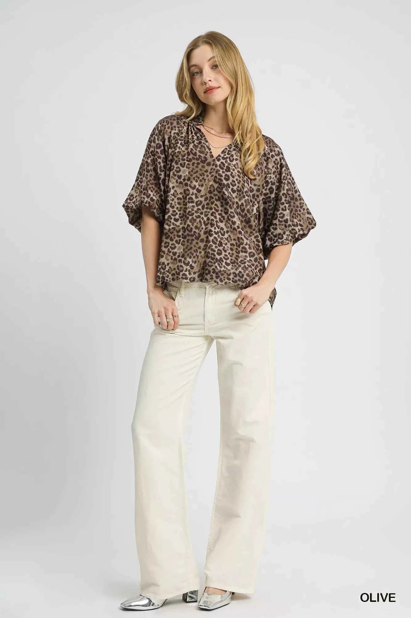Umgee Leopard Bubble Sleeve Scalloped Hem Blouse Olive 17df0f1e-52fc-4a86-8ecc-49855f5cd82b-Max-Origin