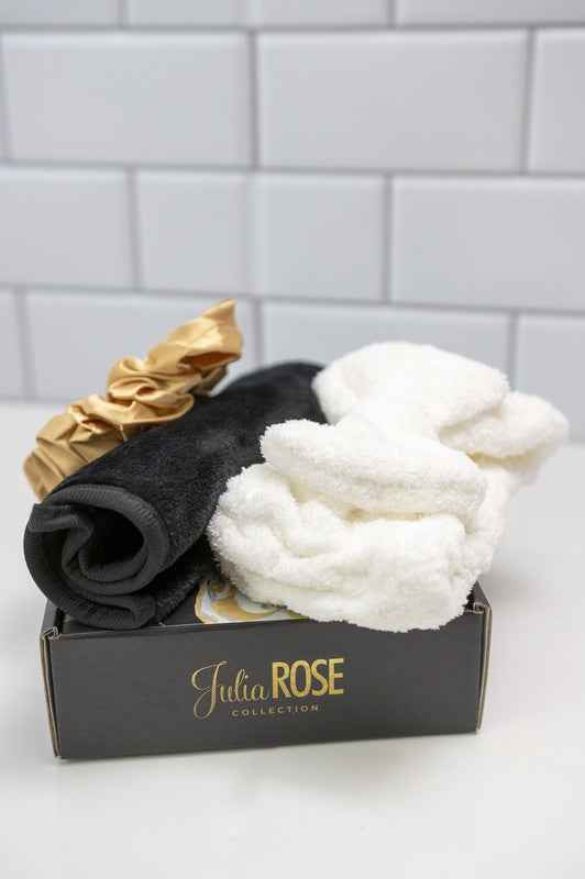 Wash The Day Away Gift Set 20460950_6faa4c1f-54f5-42de-a6f1-ac0207fb186c
