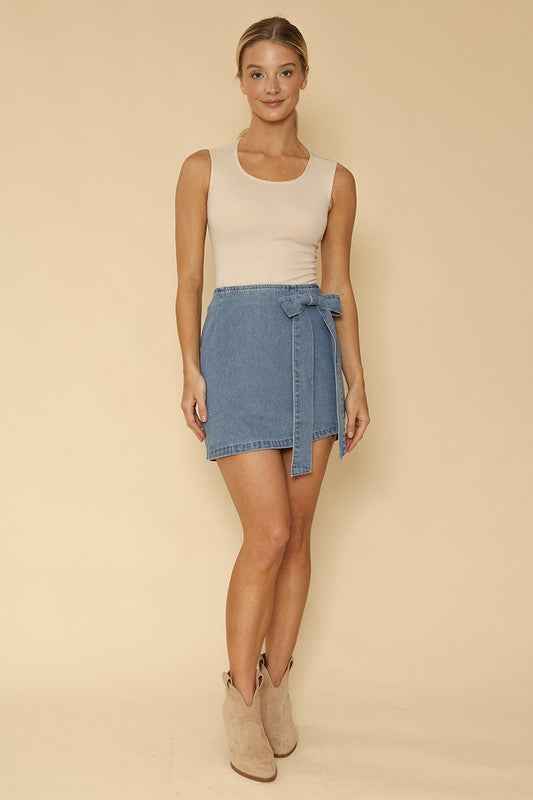 Asymmetrical denim bow skirt 20660705_7b1ca7ea-7fbe-4596-9f6b-c52b12f36593
