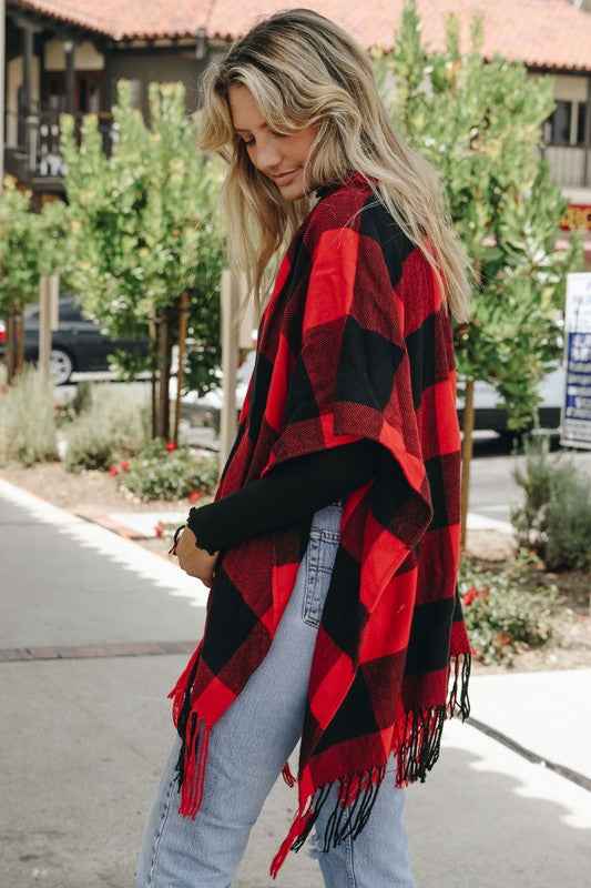 Buffalo Check Tassel Poncho 23f605c8-d0e6-477d-8e22-6e916111c1c3