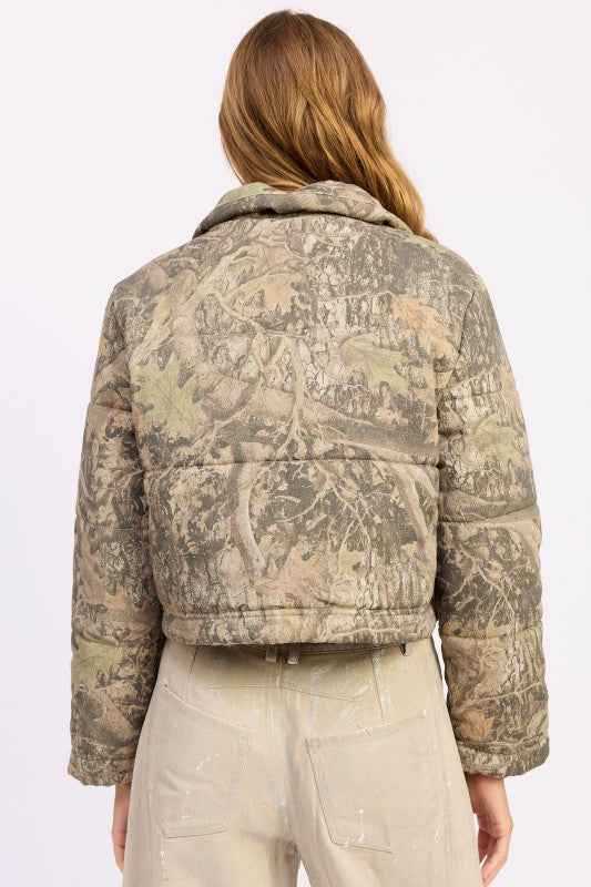 WOODLAND CAMO PUFFER JACKET 24310988_7d01f8dc-6621-4ac3-b891-10204b392cdf