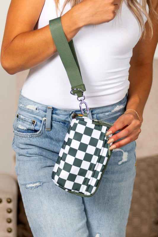 Sydney Oversize Convertible ID Crossbody Bag 24376591_4179b5f1-644b-4a0e-8b30-8916ea1815bd