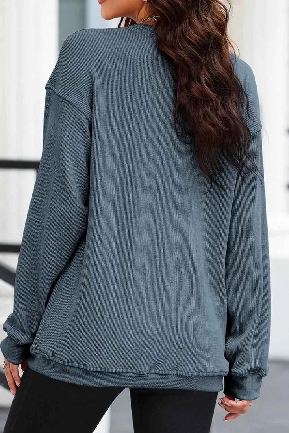 Glitter Ghost Round Neck Long Sleeve Sweatshirt 26929351-e1ca-42bf-8664-1e0ee56f0e5a-Max