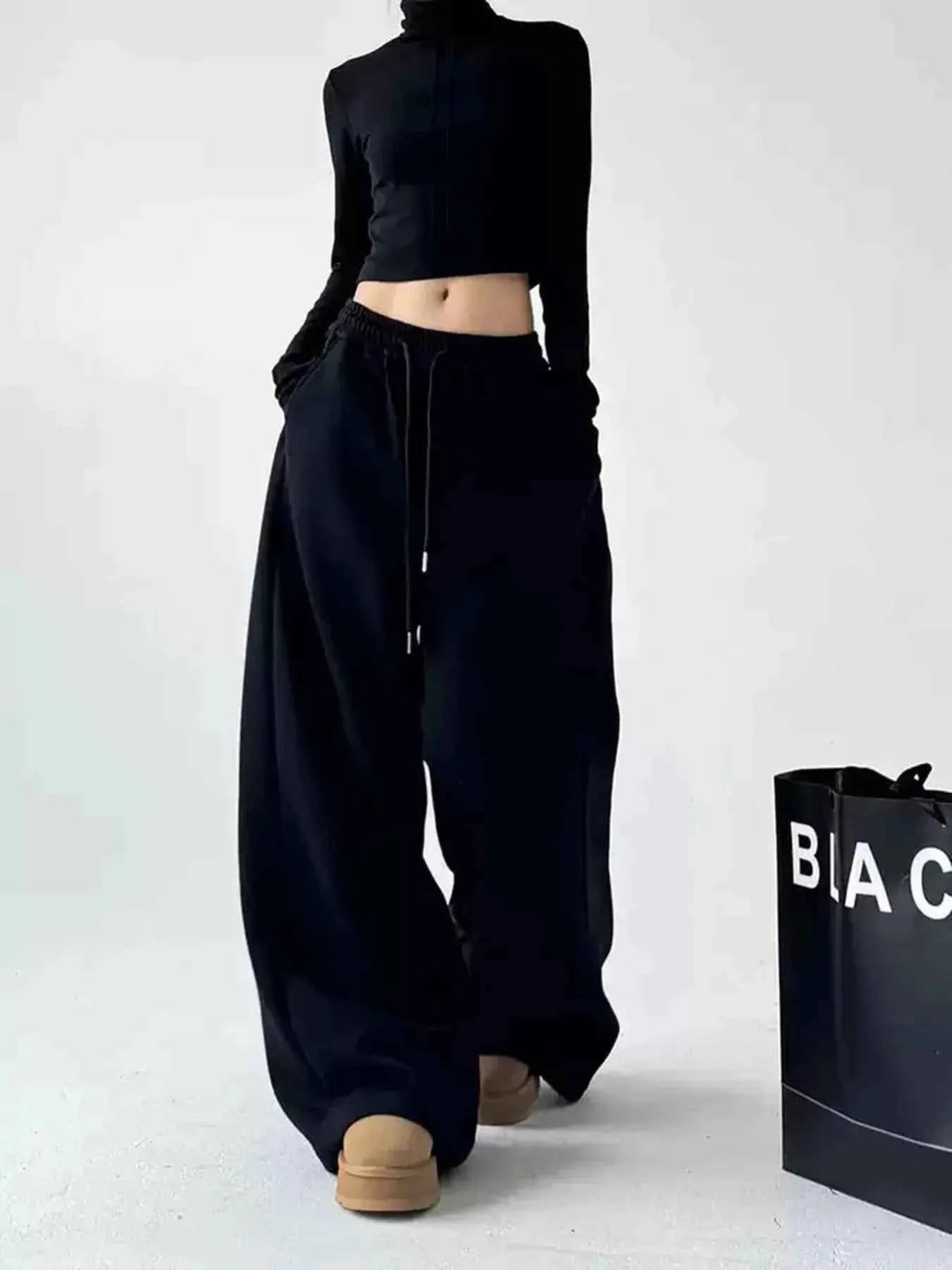 Oversized Wide Leg Drawstring Pants 295a1d8965e2461ca59464999ec2909a-Max-Origin