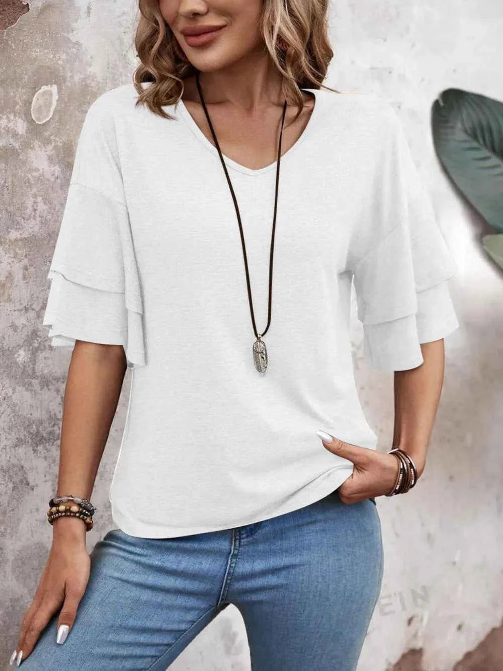 V-Neck Half Sleeve Blouse 2cfae6b9-521e-43fa-b97c-51ae550d6485-Max