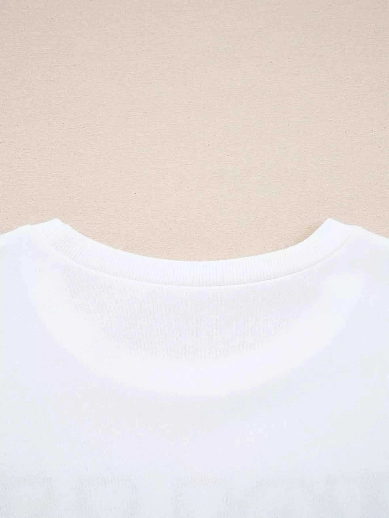 HOLLY JOLLY Embroidered Round Neck Sweatshirt 3a13b2f9fe2f47aeb340d6ee8551a5f7-Max-Origin