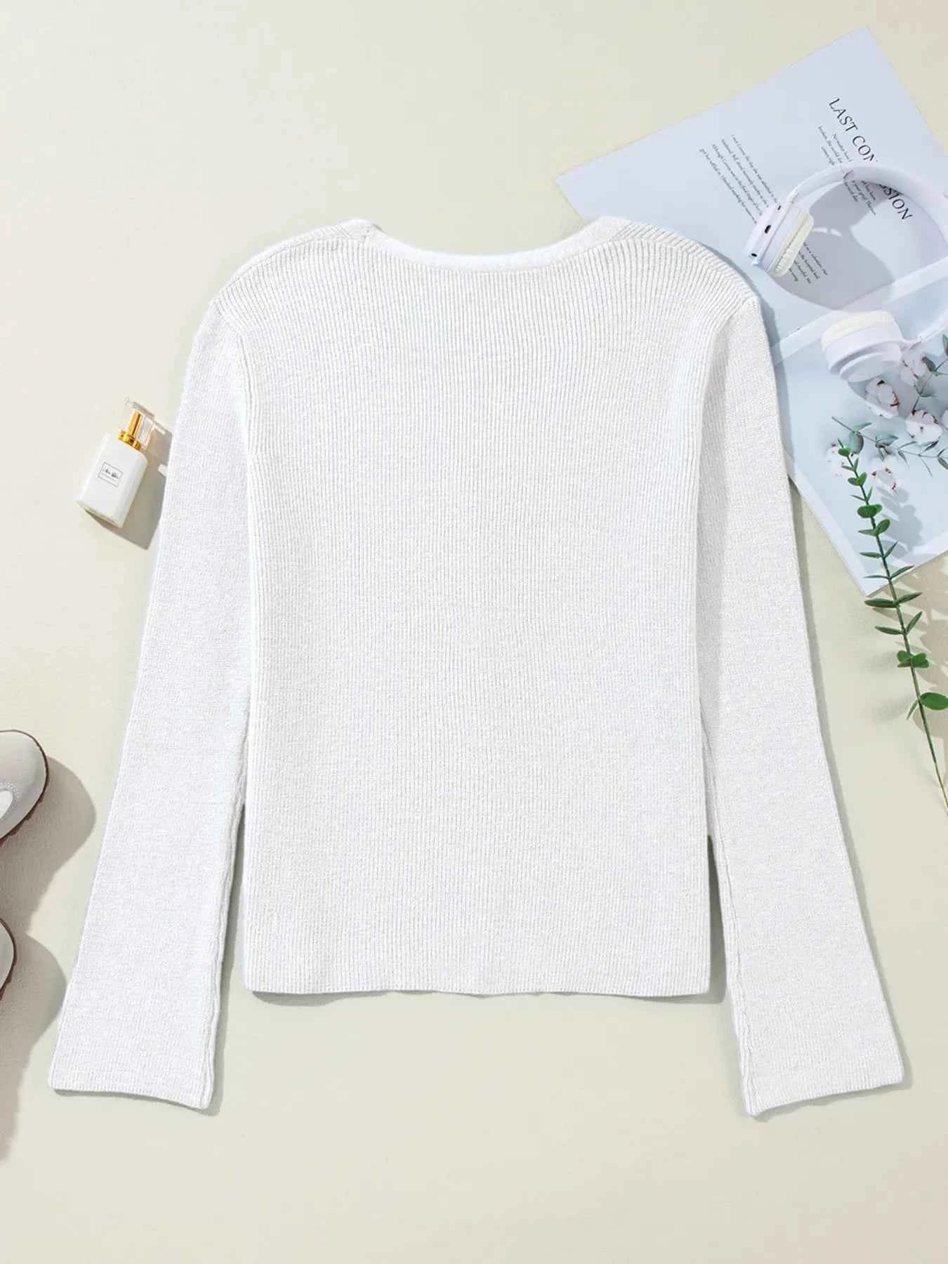 Ribbed Knit Button Front V Neck Cardigan 3d3e6e458c0644e3a3d4b53a1404b7ad-Max-Origin