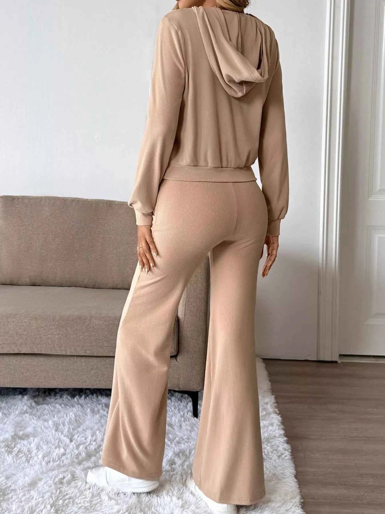 Long Sleeve Hoodie and Pants Set 3defe4e5-21af-46e6-9c23-ded291d865dd-Max-Origin
