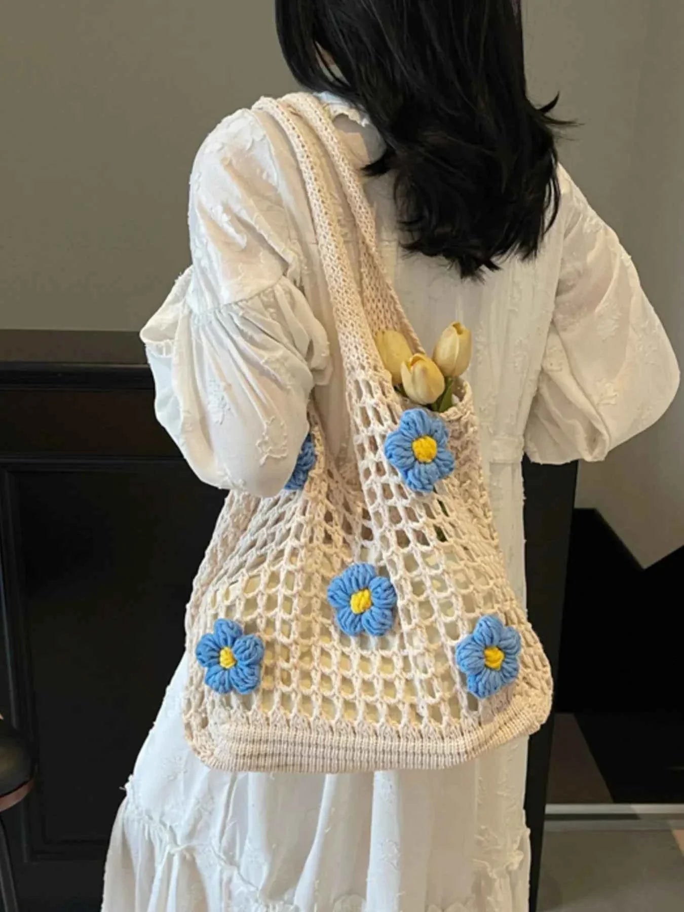 Colorful Floral Crochet Shoulder Bag Rice white blue flower onesize 469dd135-790d-4a26-8047-9be941503463-Max-Origin