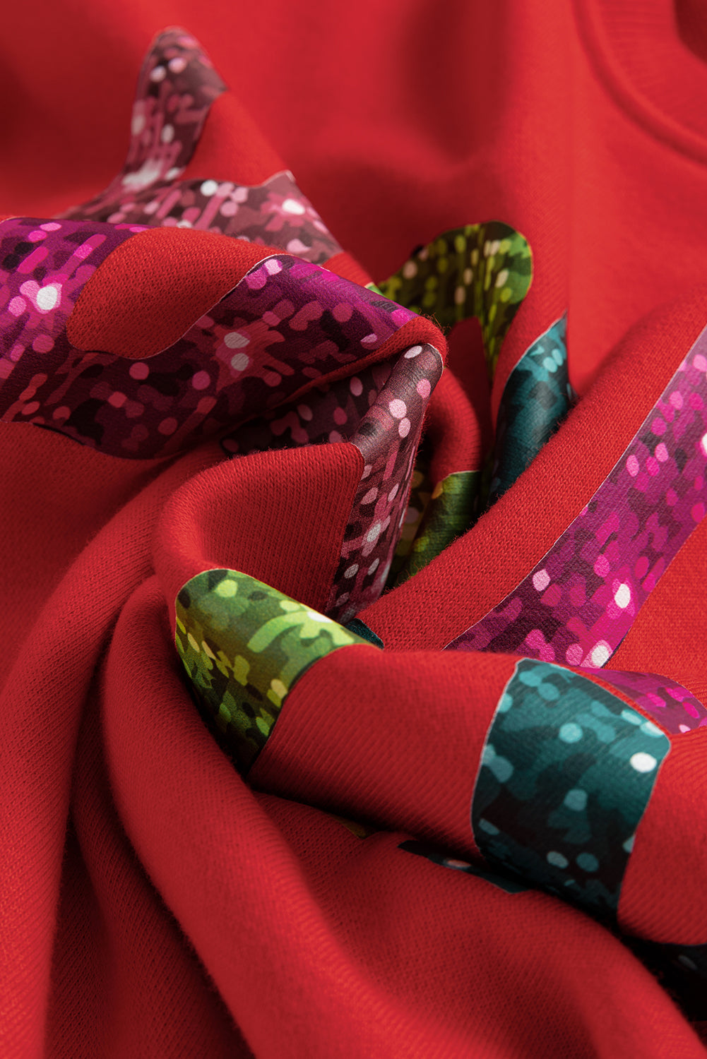 Red HOLLY JOLLY Heat Transfer Printing Graphic Christmas Pullover Sweatshirt 470c30e372c6dd33