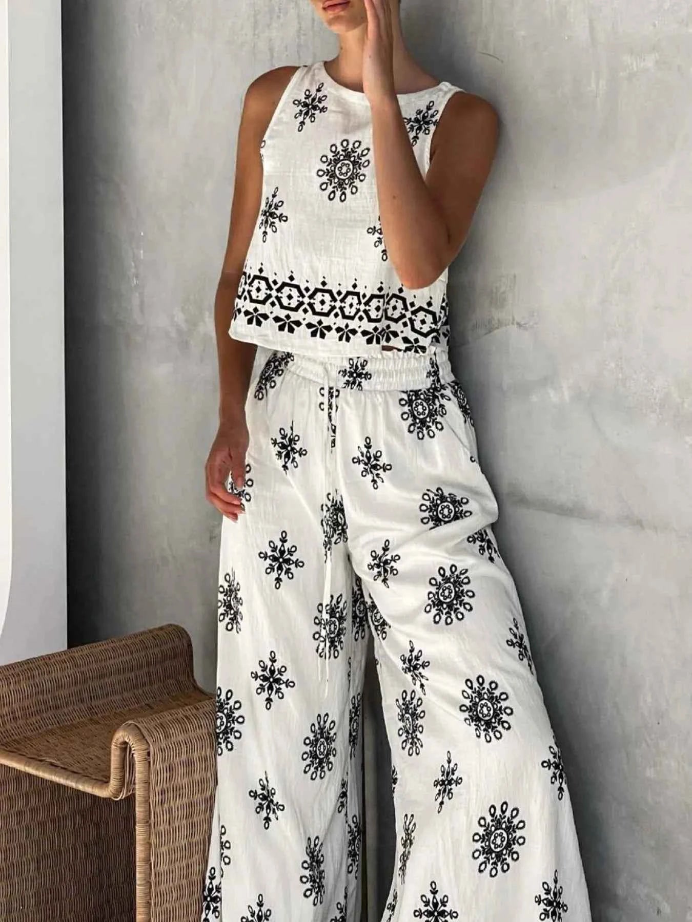 Printed Tank and Pants Set 47b9a965-e3a9-43d6-bbab-9915fe74b6de-Max-Origin