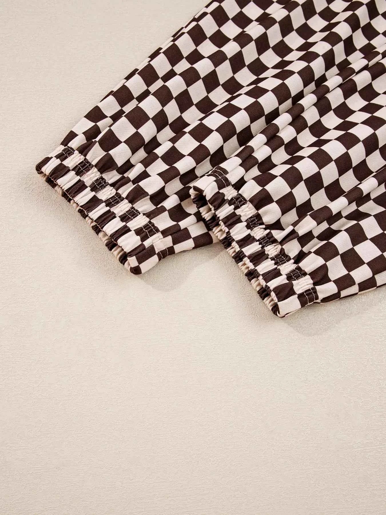 Checkered Drawstring Hoodie and Pants Set 4940211662f943aeaf0116a6e473bd78-Max-Origin