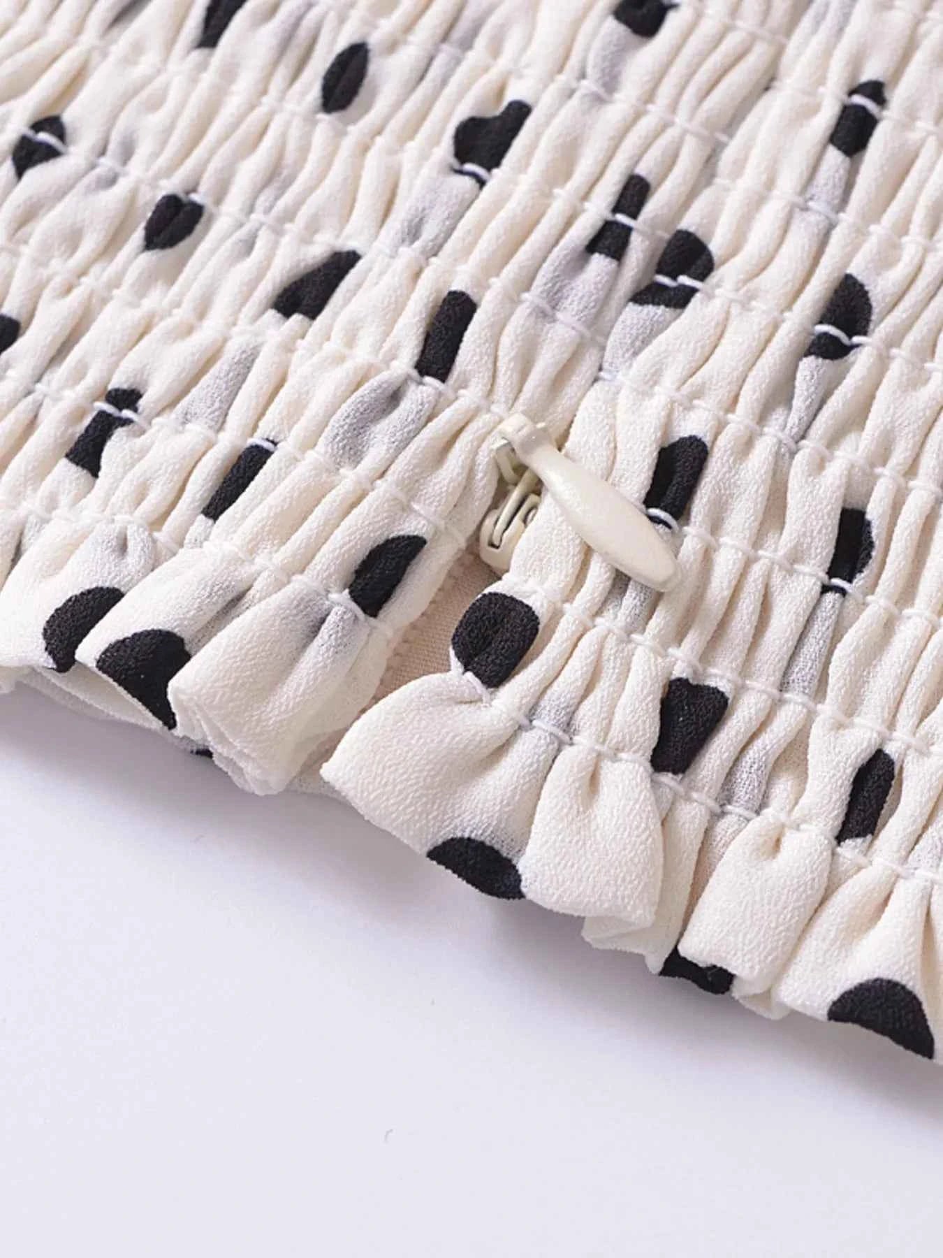 Printed Smocked Cami Top 4b28ea68578c4424b72c24a243941e2d-Max-Origin