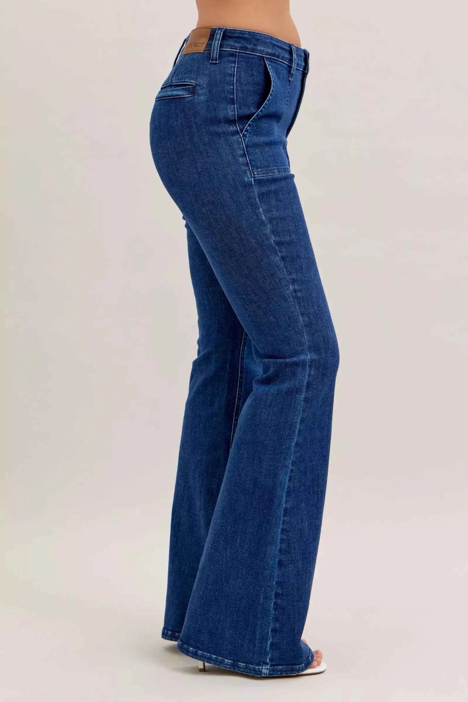 Judy Blue High Waist Flare Jeans with Front Patch Pockets 4ceef480-3840-48aa-a6a5-cea63413a14f-Max-Origin