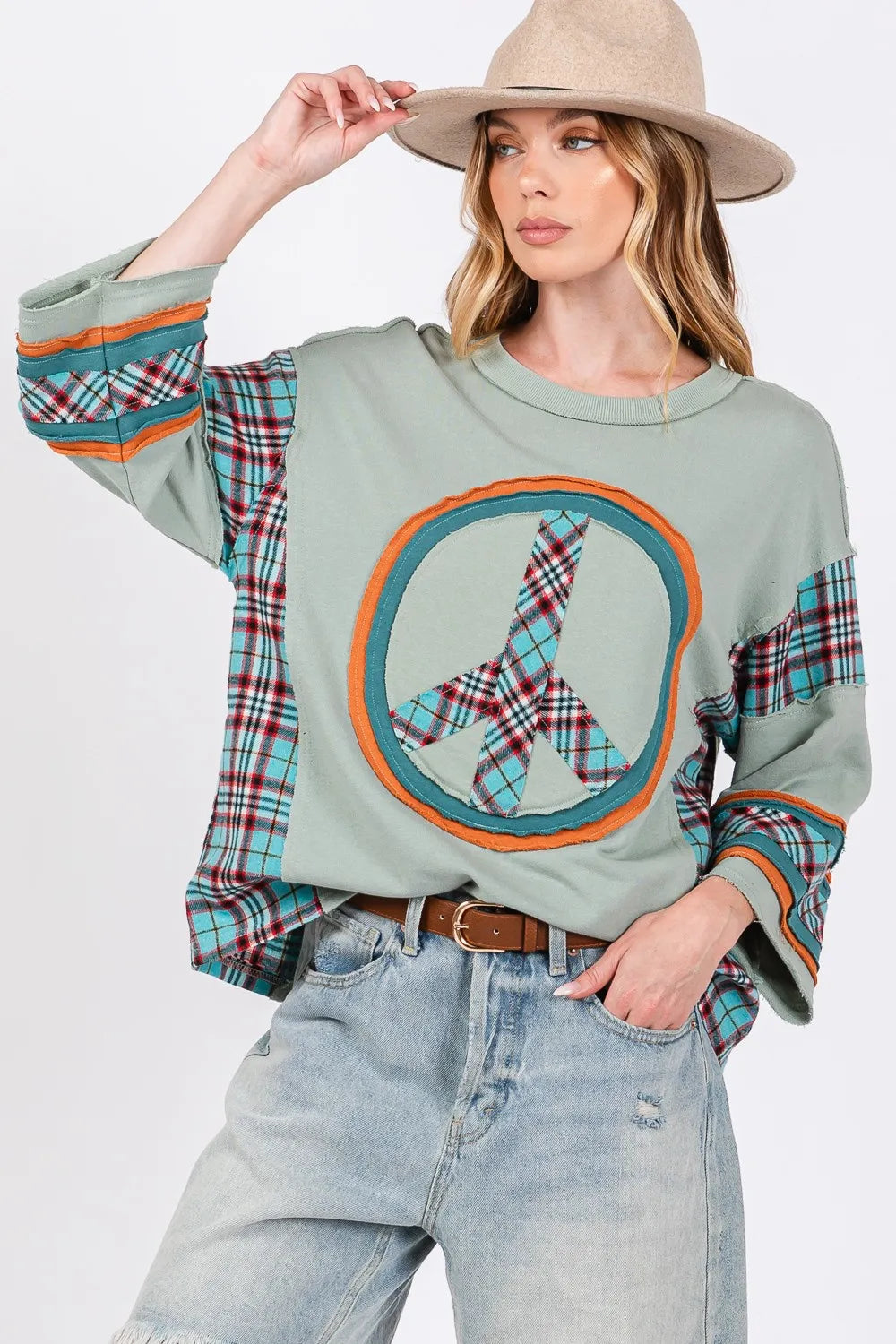 SAGE + FIG Peace Applique Patch Contrast Plaid Top Autumn Sage 4d783faf-a0e4-4d4d-80b2-74b053db085f-Max
