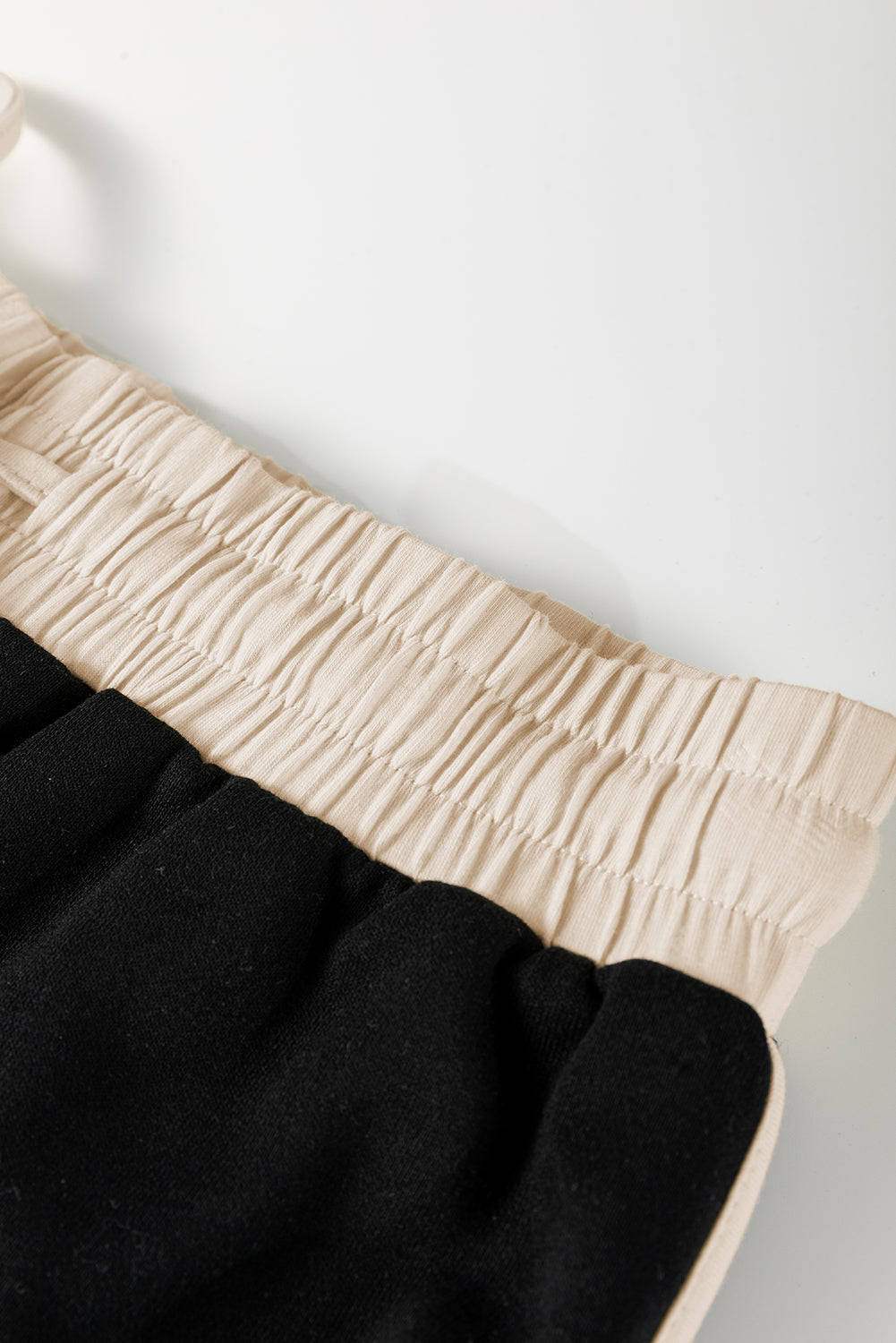 Rose Red Contrast Trim Loose Pullover and Lace-up Waist Shorts Set 4fba10c339e7ec10