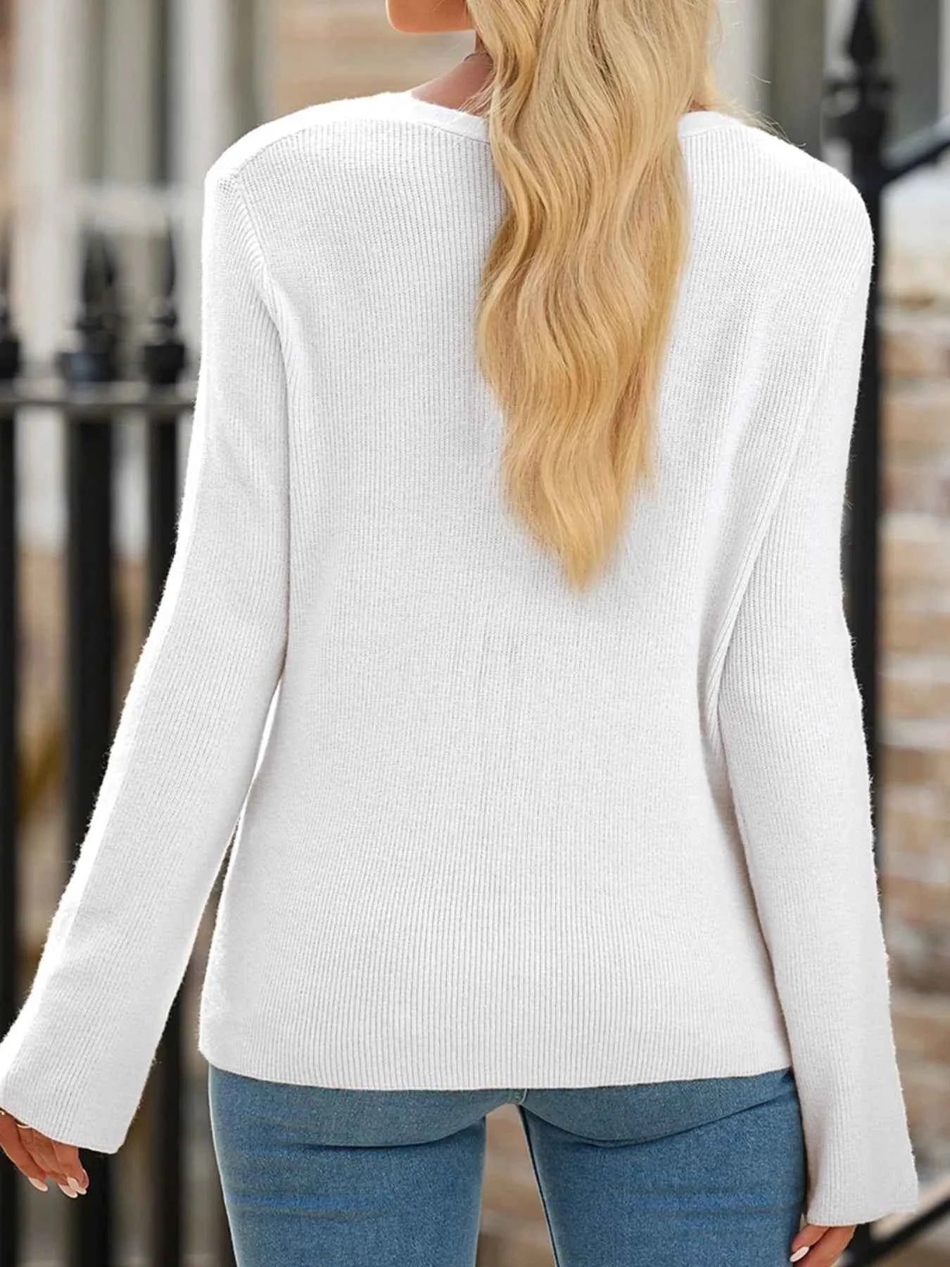 Ribbed Knit Button Front V Neck Cardigan 55602d93-0735-4405-a83b-503ac34ffc49-Max-Origin