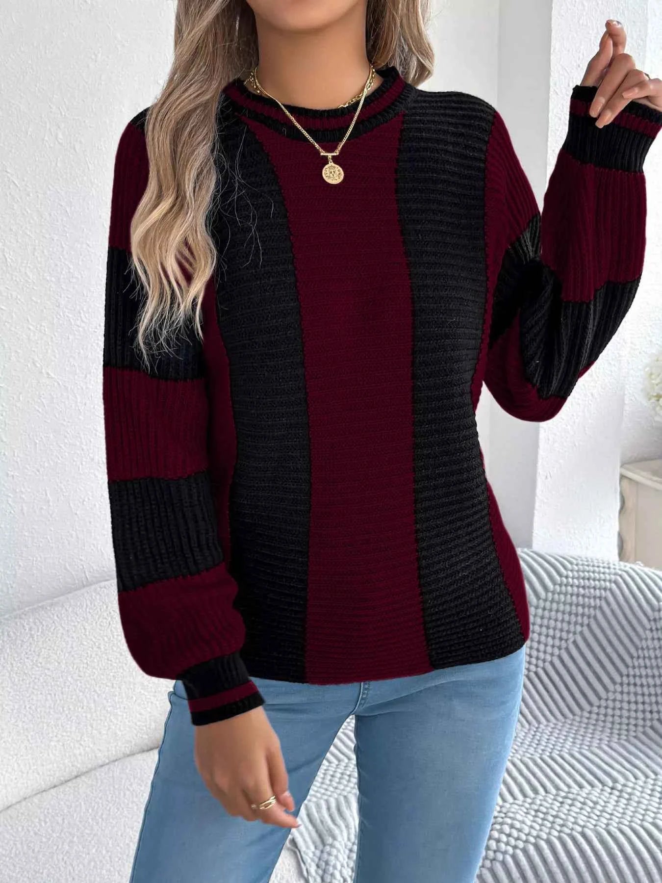 Color Block Round Neck Sweater 55cfa7251d5f47e4abf902e2d9244678-Max-Origin