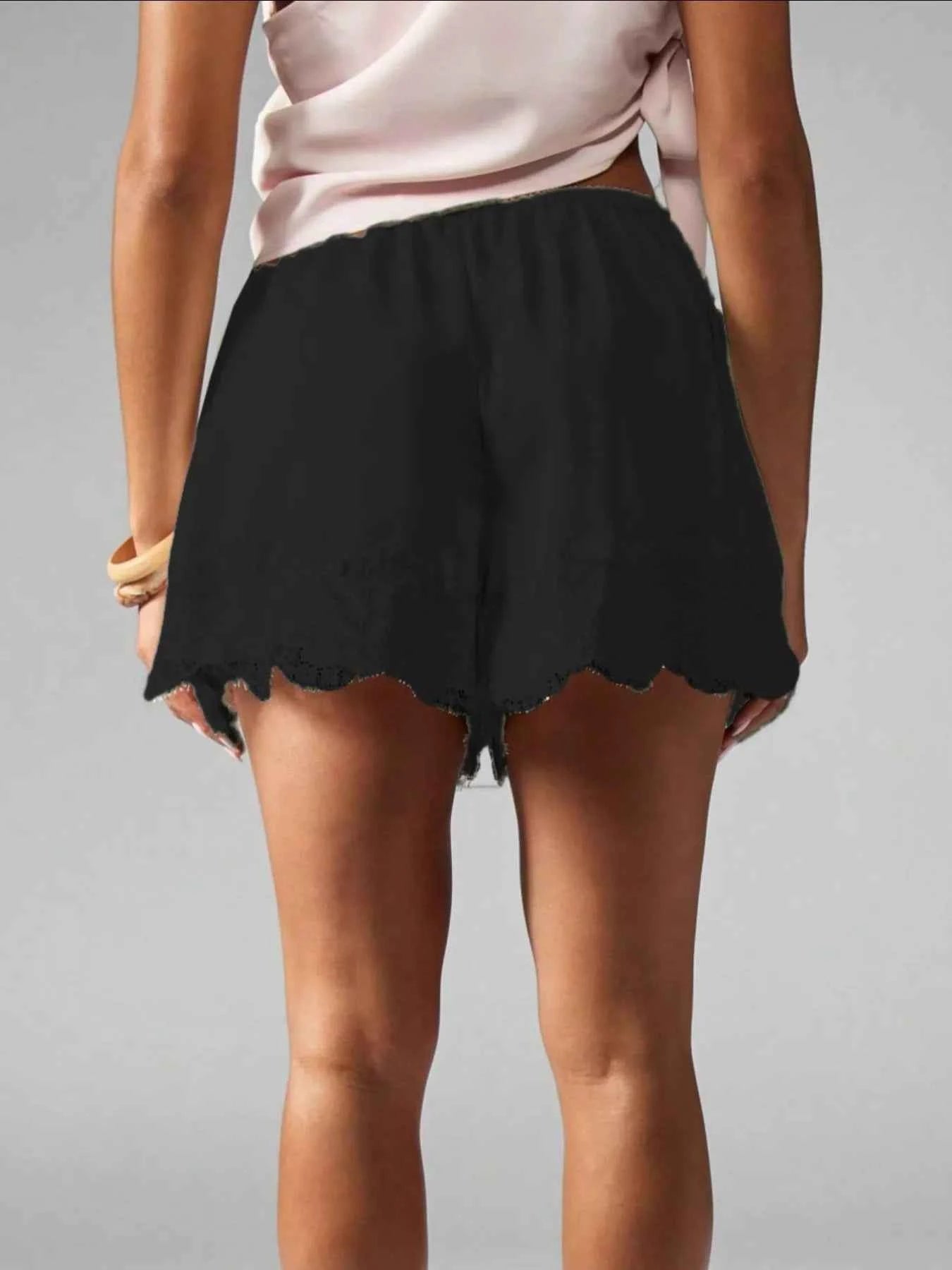 Lace Trim Drawstring Casual Shorts 5822ecae-6748-4b33-b566-fa83bda99457-Max-Origin
