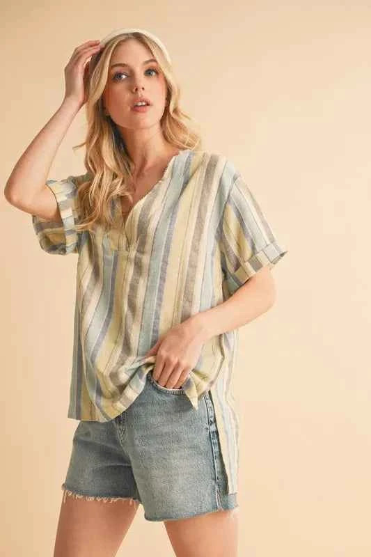 Aemi+Co Side Slit Striped Short Sleeve Blouse 5dbbfa3a8fda4ba2901fad4e9b1d4721-Max-Origin