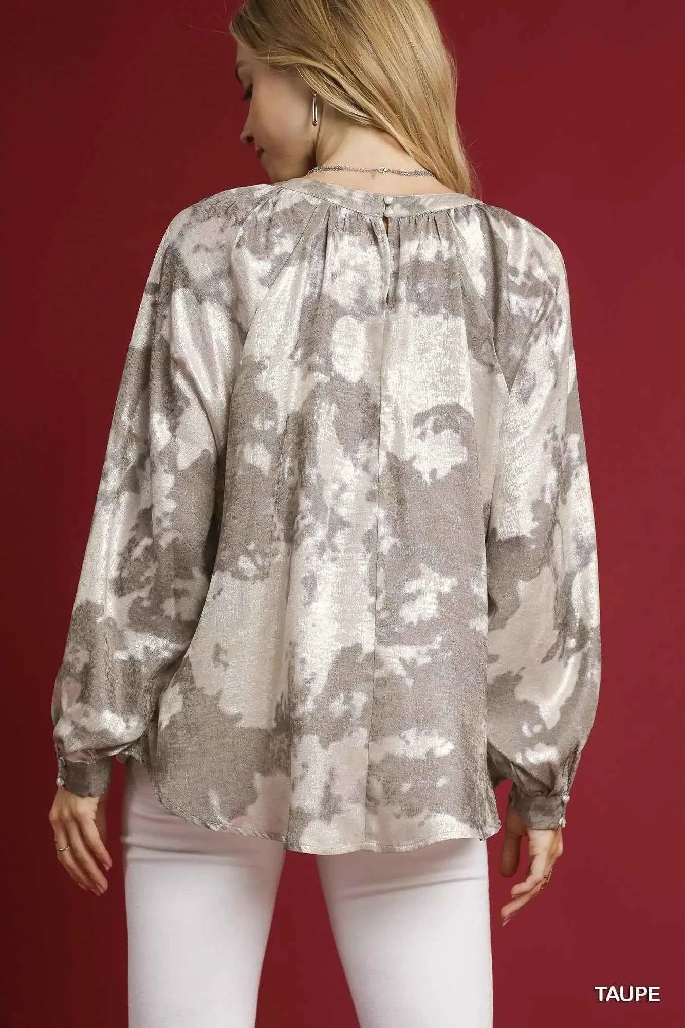 Umgee Full Size Metallic Fabric Blouse with Balloon Sleeves Plus Size 5fee4f6e-2c74-41db-8f62-1e68e9092cd5-Max-Origin