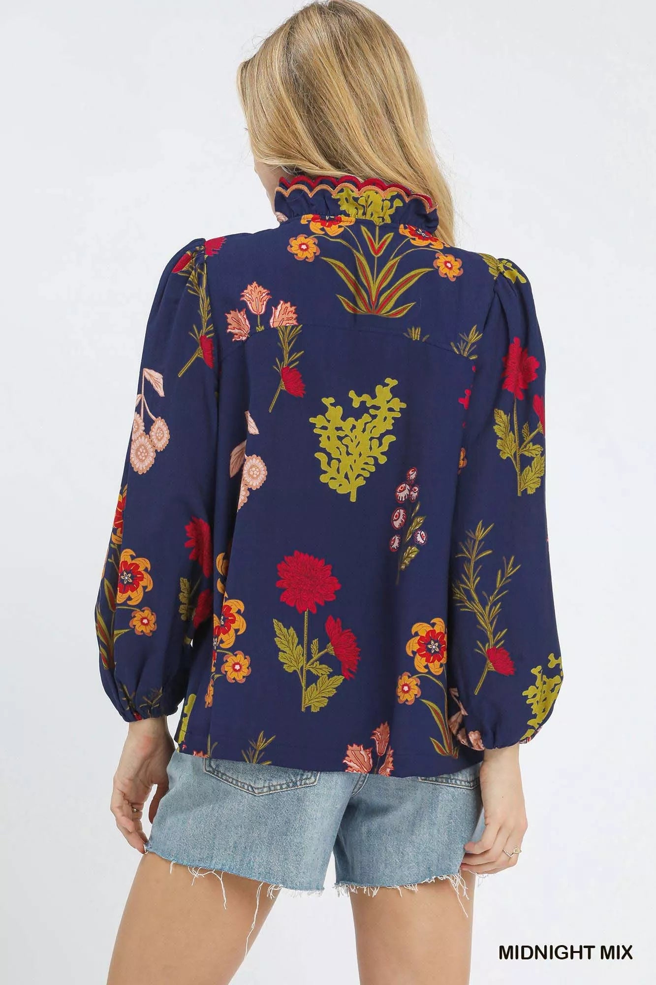 Umgee Flower Print Blouse with Scalloped Neckline 6306359b-5fdd-44f3-a314-97667fe88ec6-Max-Origin