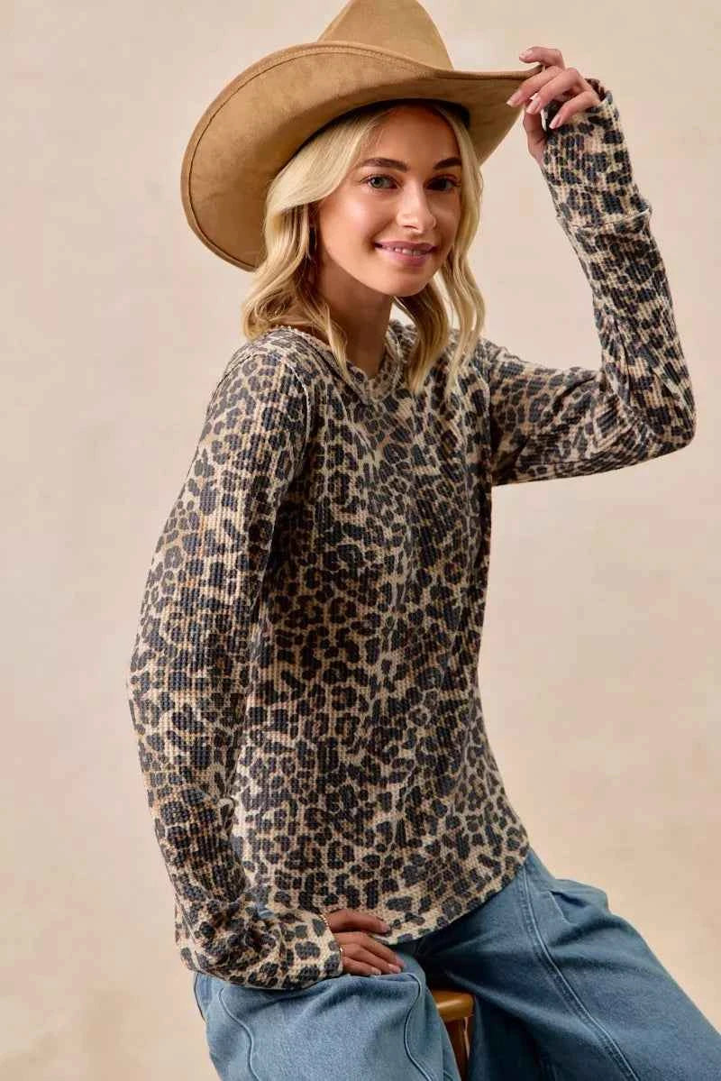 BiBi Leopard Print Washed Waffle Thermal Top with Thumb 6434e2f699d74e0688be74d6ebad131a-Max-Origin