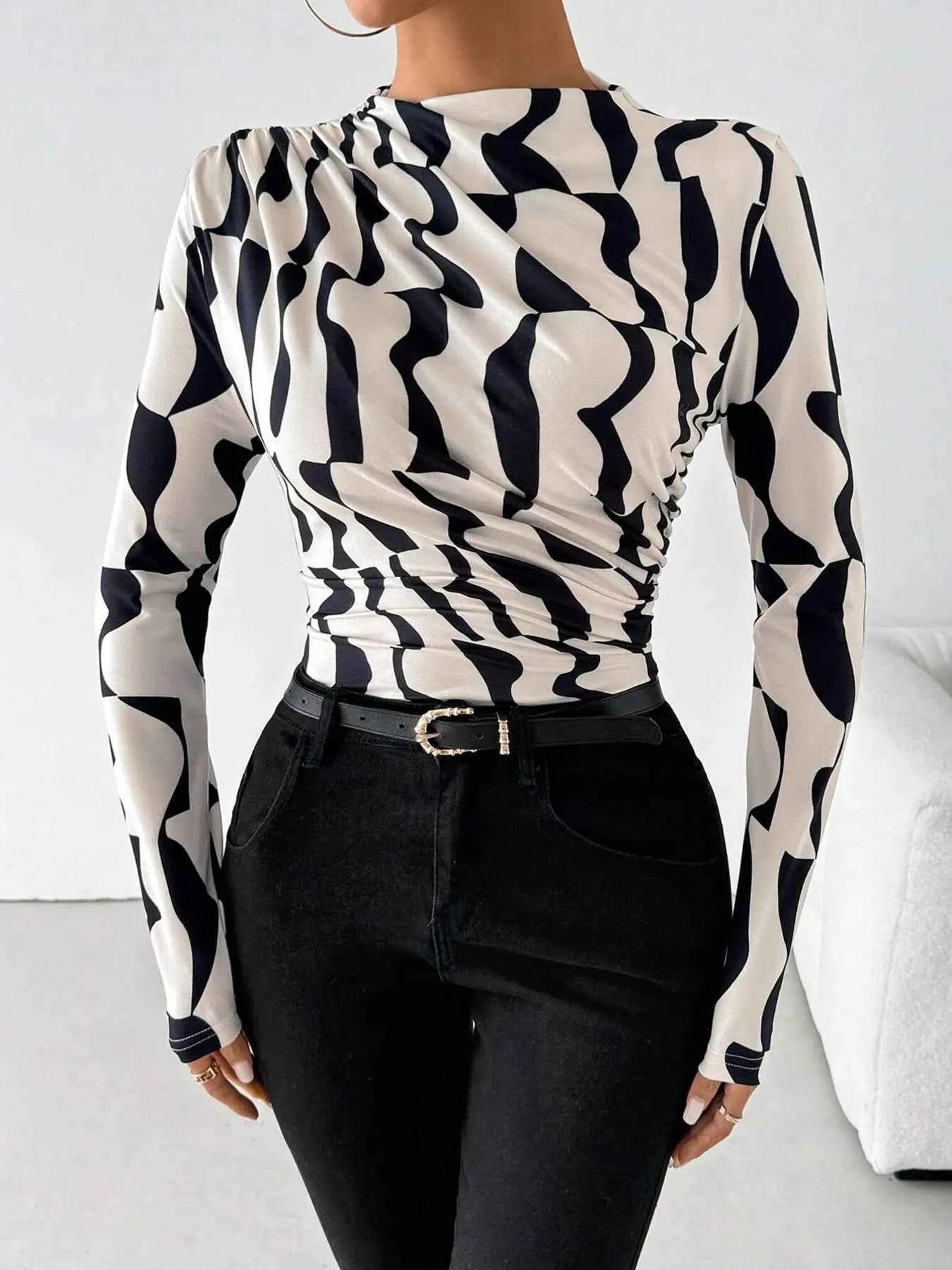 Printed Long Sleeve Blouse 655e643724c34008b4507079d531657b-Max-Origin