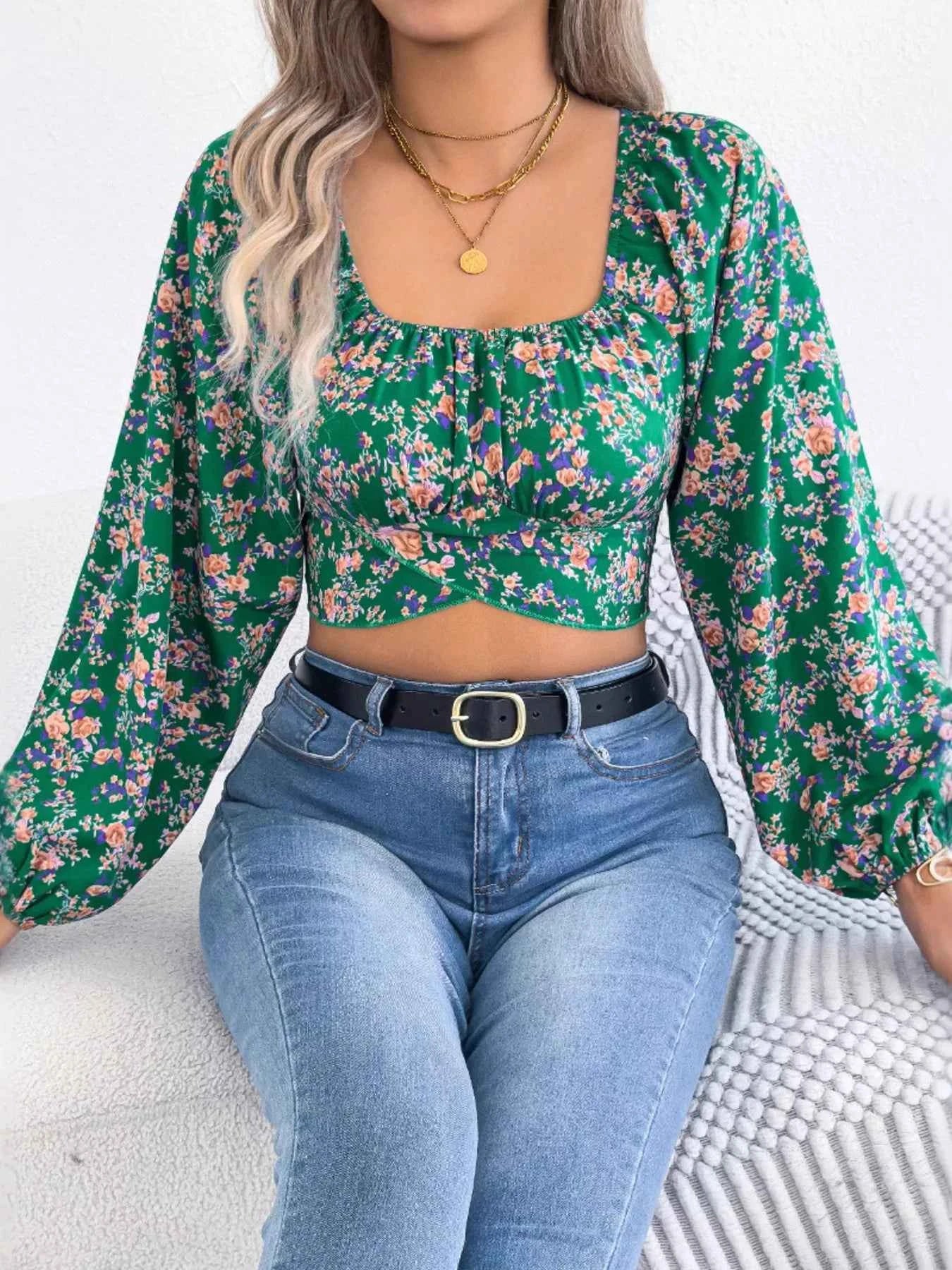 Floral Balloon Sleeve Square Neck Crop Blouse 6a8923b793a84a51b4aa09bd7738b1b9-Max-Origin