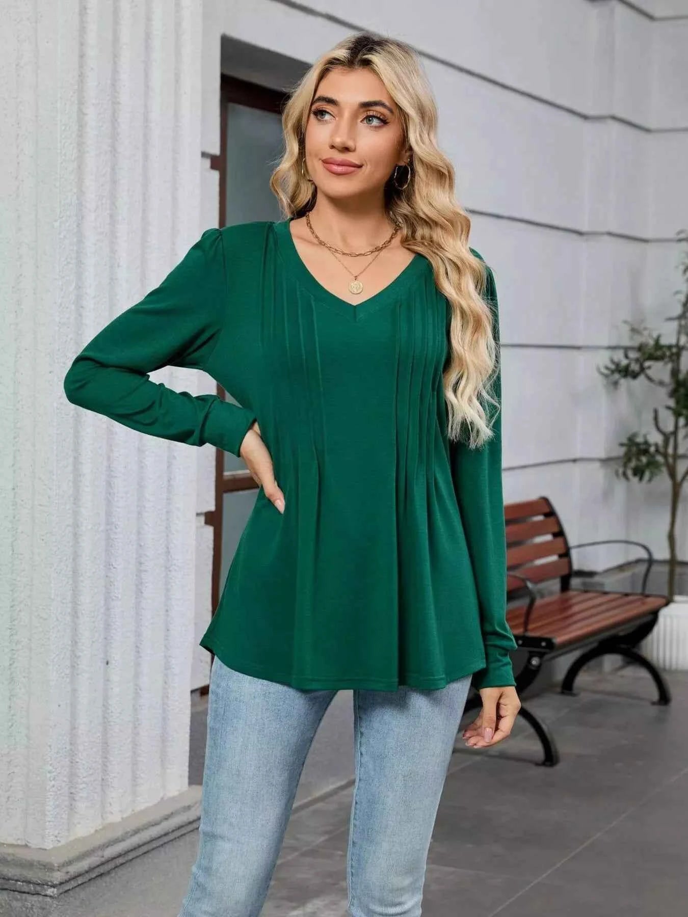 V-Neck Long Sleeve Relaxed Fit T-Shirt 700c77df383946299c18b7f50b866652-Max-Origin