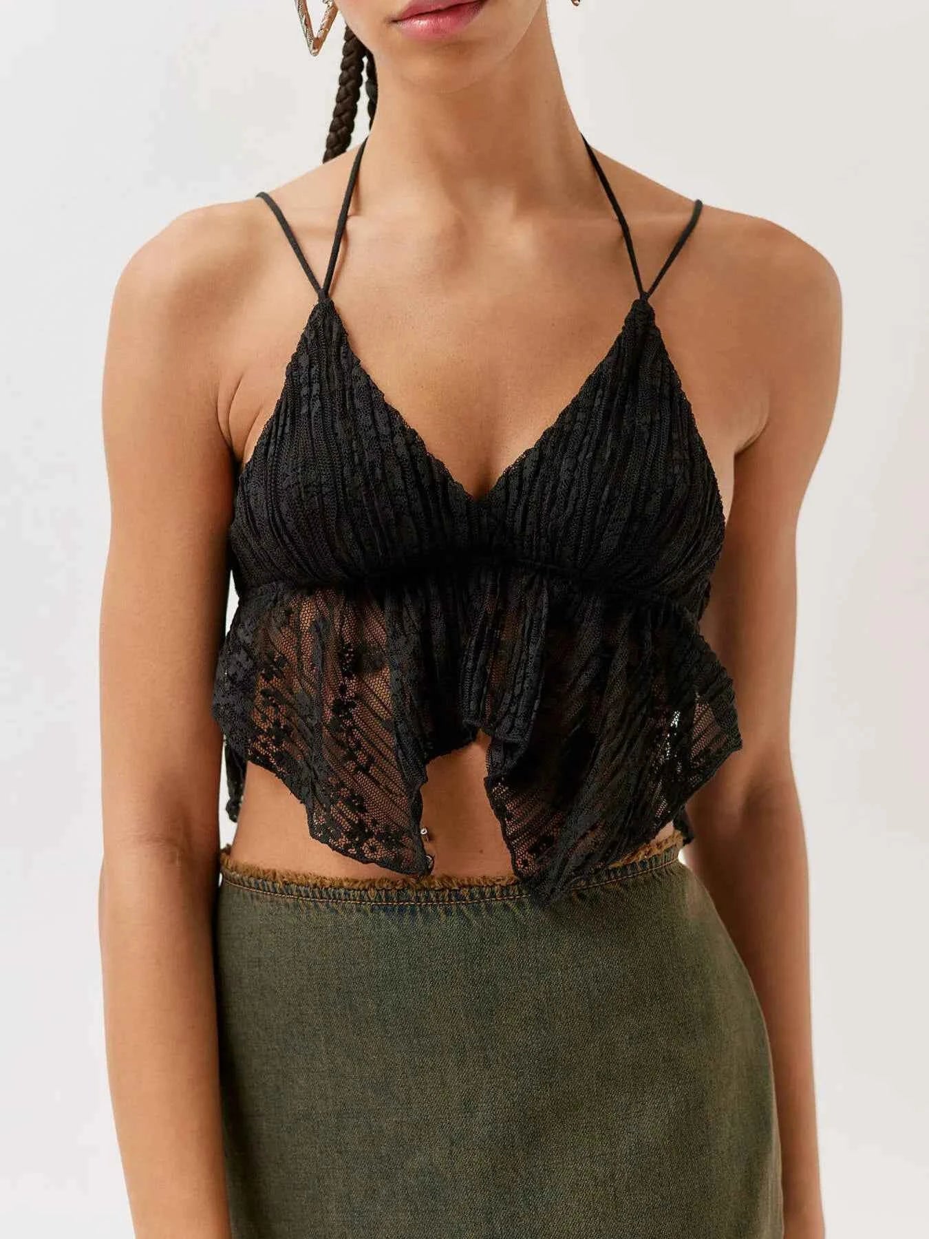 Lace Cropped Cami with Flowy Hem Black 71c142a53e0f446ab6318e65db40909d-Max-Origin