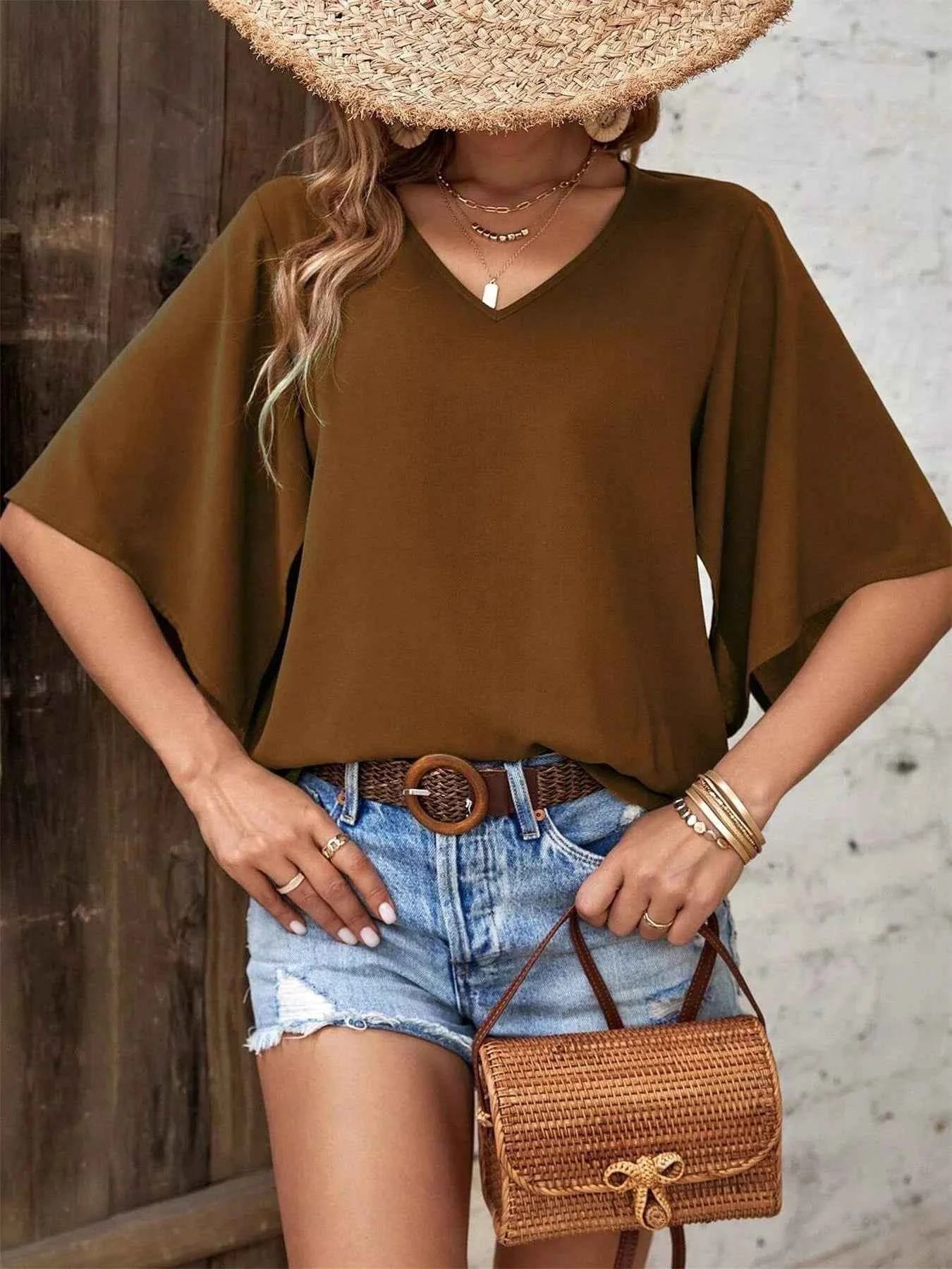 V-Neck Flutter Sleeve Blouse 72508213b64a4d4e81b436ec280783f1-Max-Origin