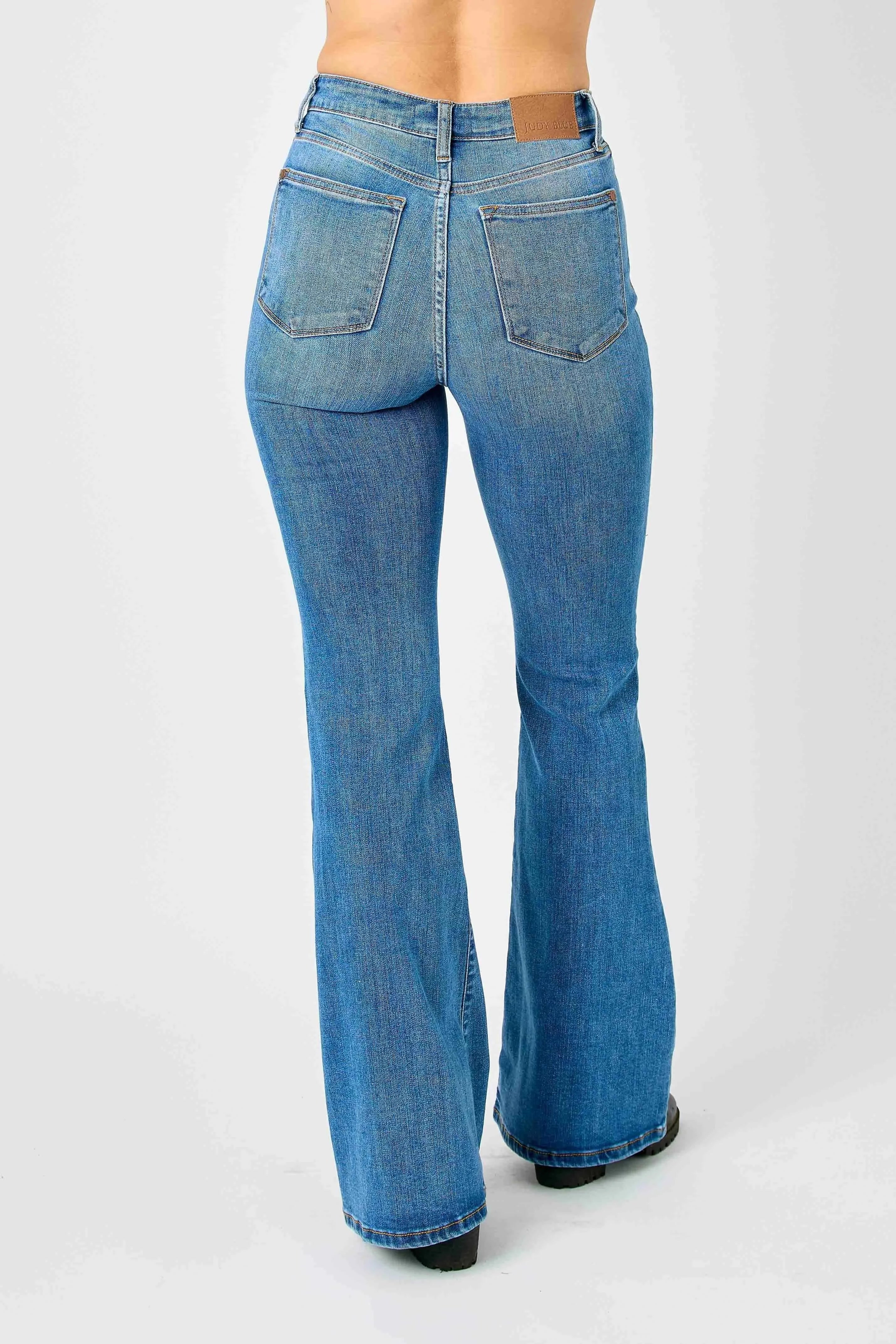 Judy Blue Full Size Hw Classic Flare Jeans Plus Size 78fa34f864eb44028ef3dec47865b359-Max-Origin