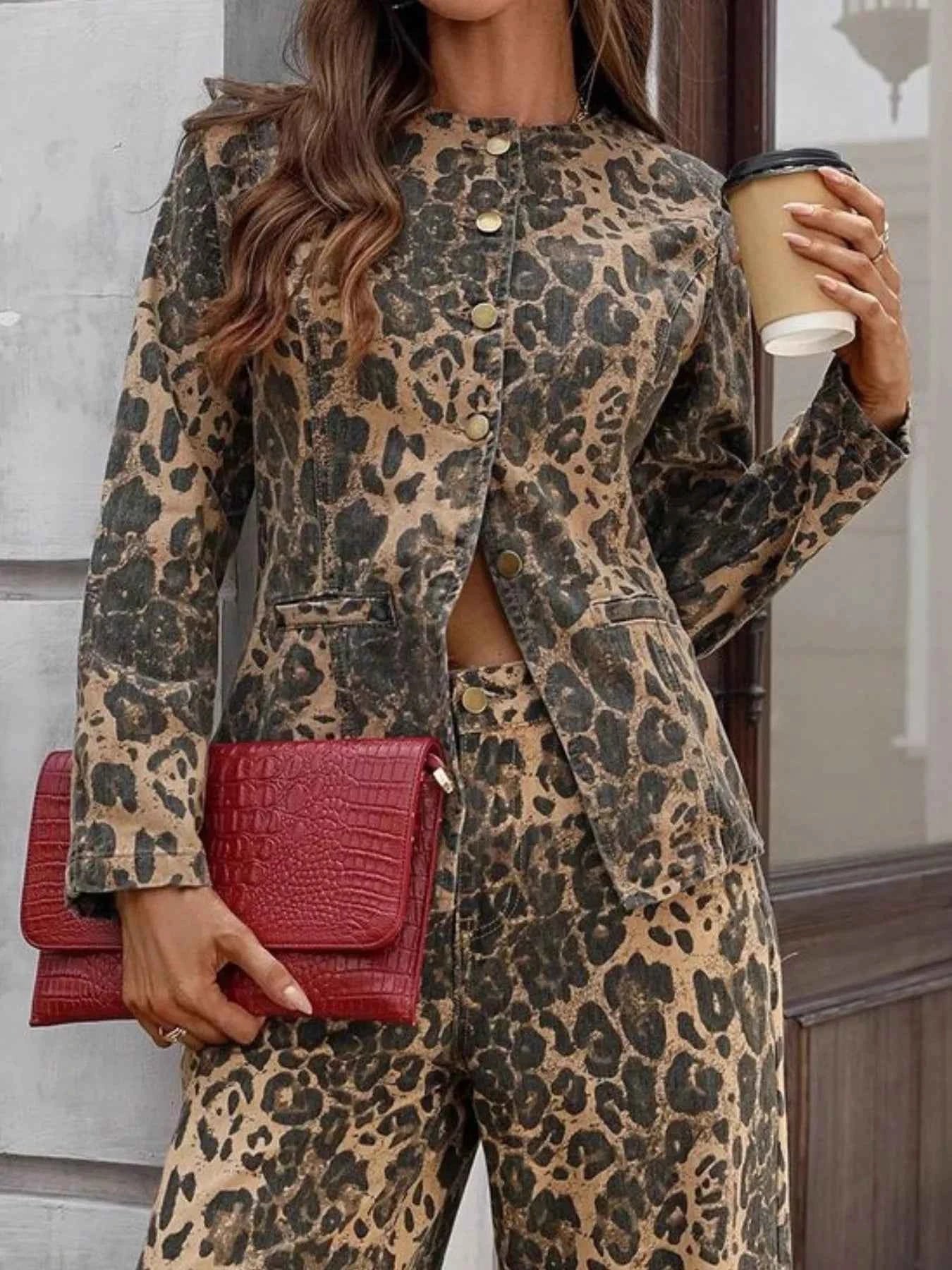 Leopard Button Up Long Sleeve Denim Shirt 7970ec1e-226d-4d49-9aab-2c0c16005715-Max-Origin