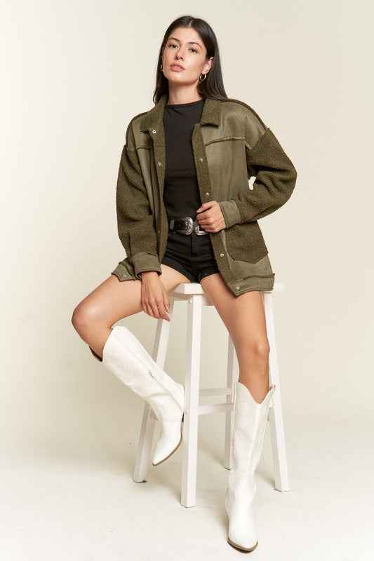 FAUX FUR AND SUEDE JACKET JJO5028P 79adcbe8-ef71-417f-8434-87aac3543b7c