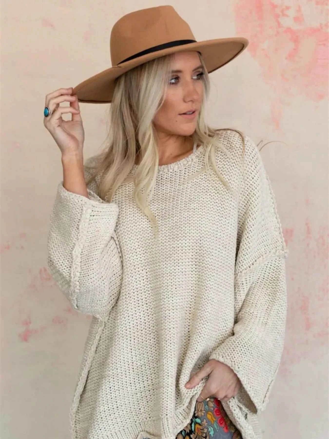 Round Neck Oversized Knit Top with Relaxed Fit 7f53644a-1f9b-44c2-b886-a232c4495d55-Max-Origin